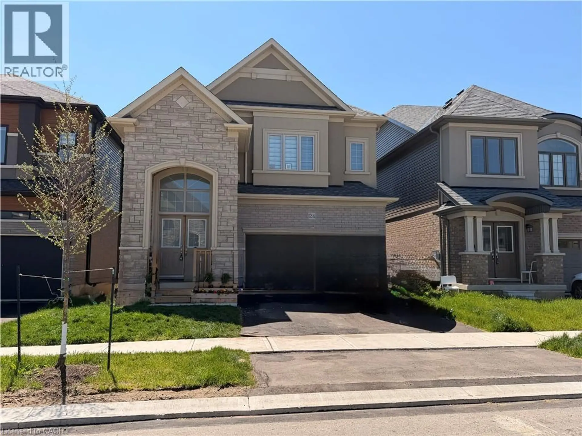 124 HITCHMAN Street - Image 1