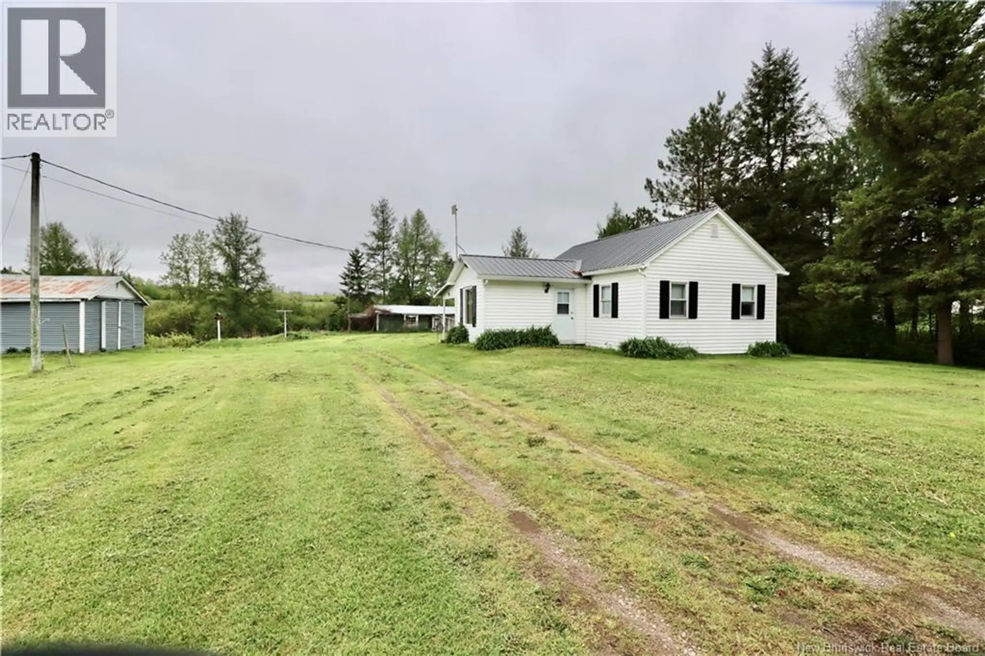 12 Goddard - Image 1