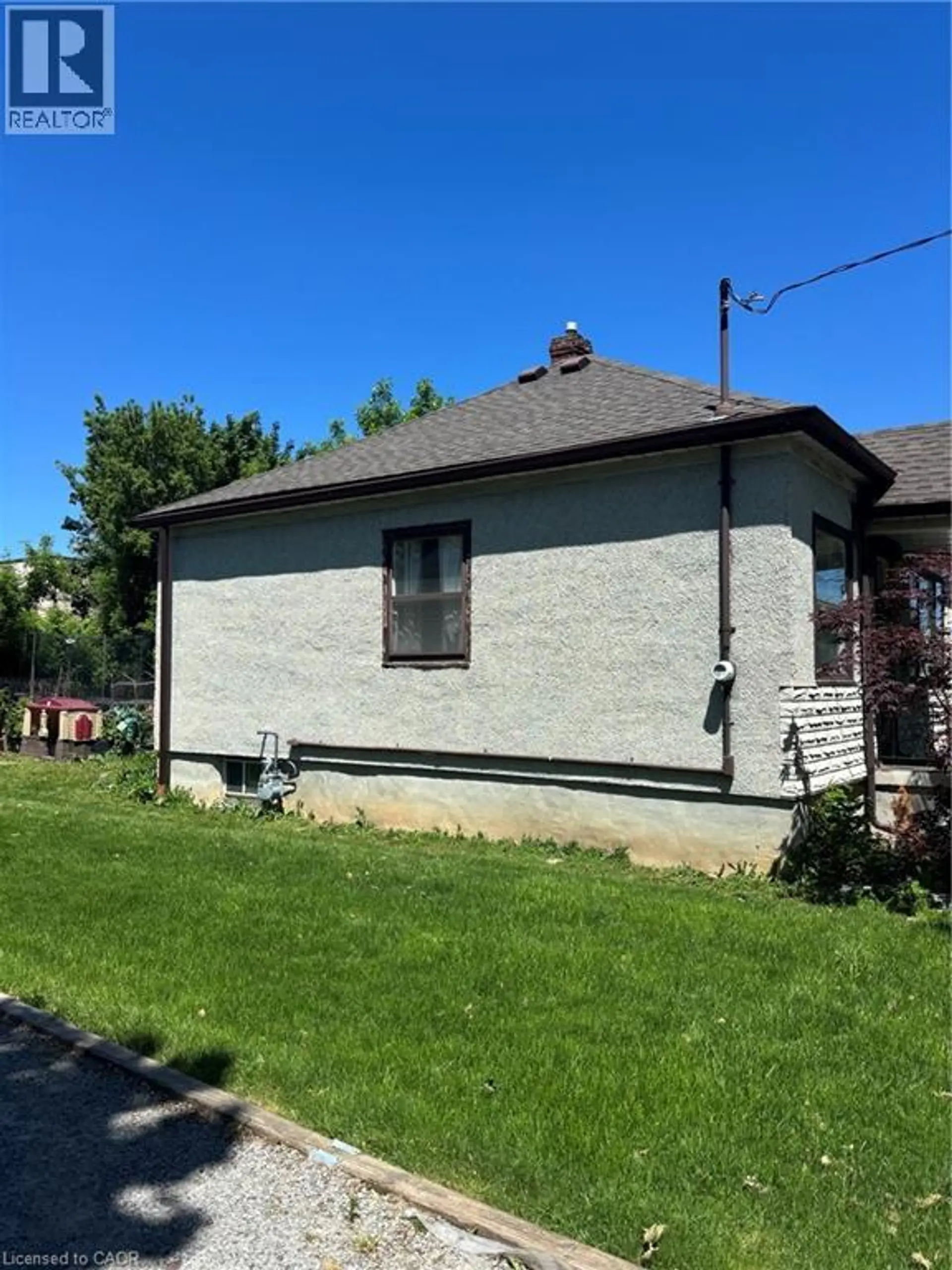 29 CONCORD Avenue - Image 2