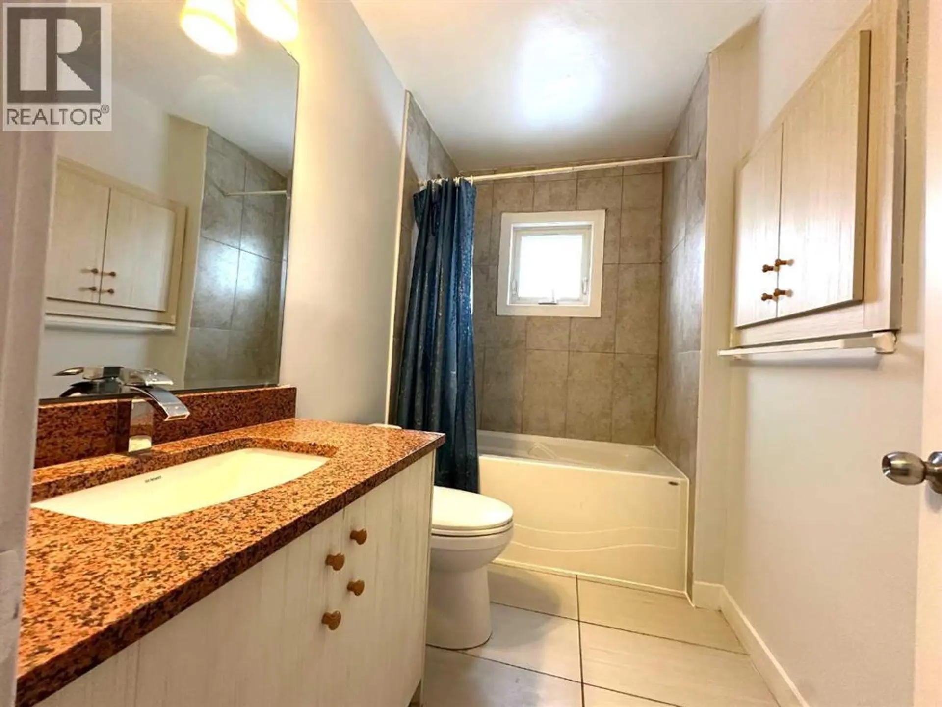 1101 22 Avenue NW - Image 7