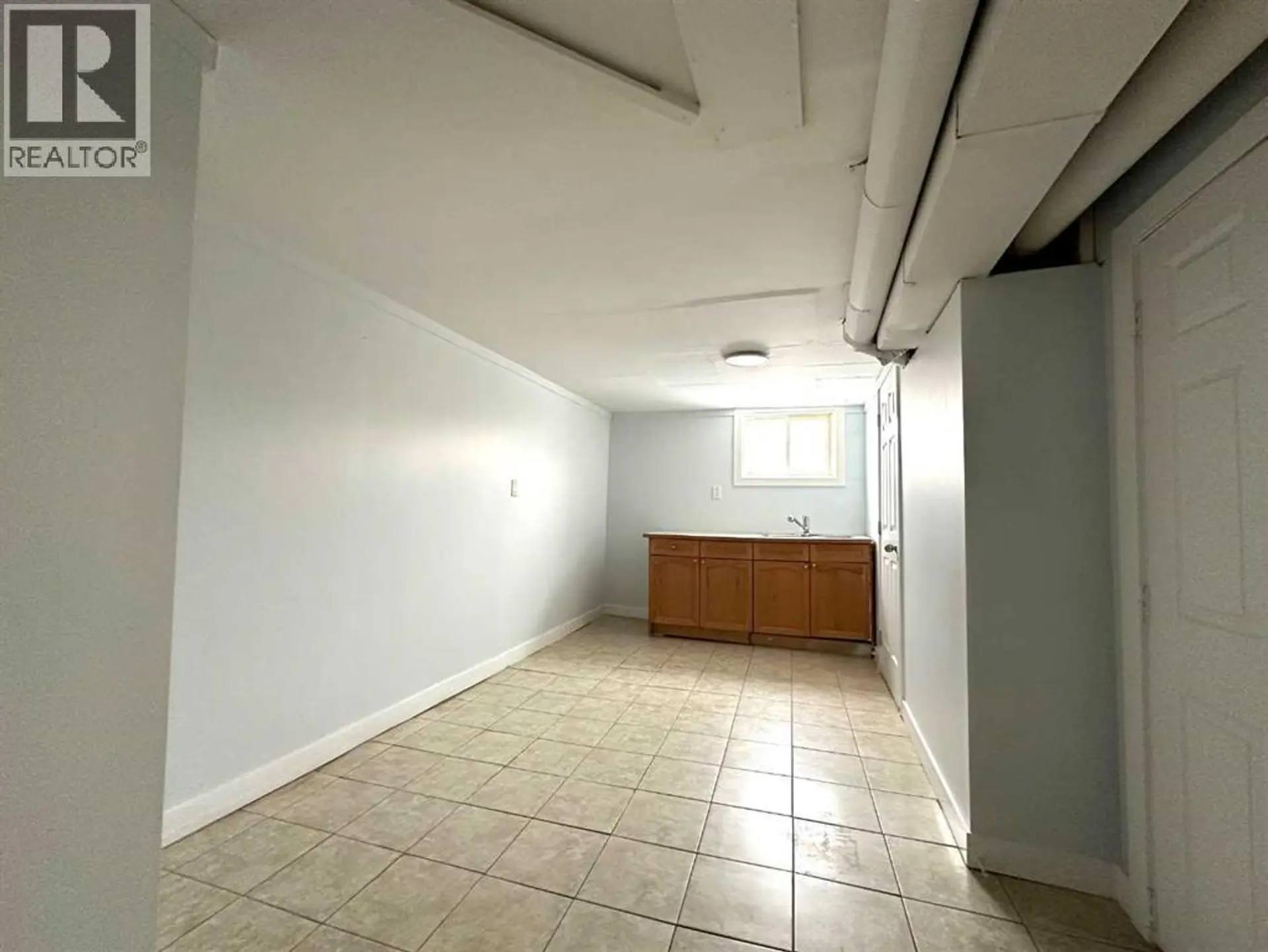 1101 22 Avenue NW - Image 9