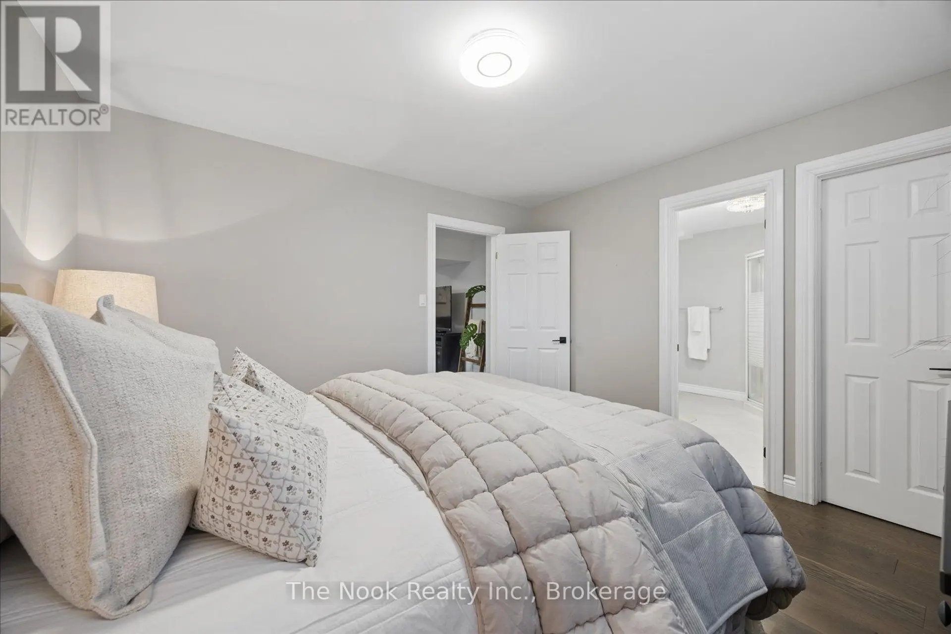 1000 GRANDLEA COURT - Image 11