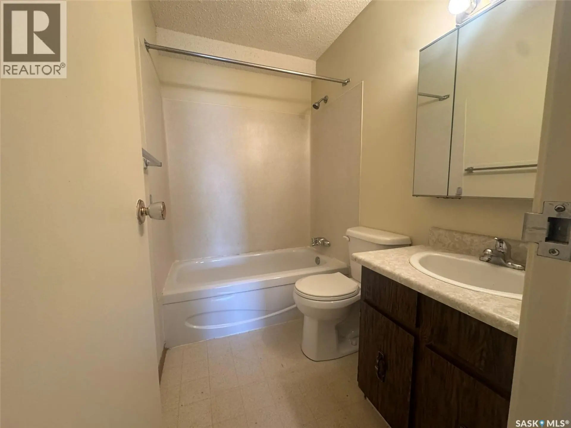 #230 Gore PLACE - Image 14