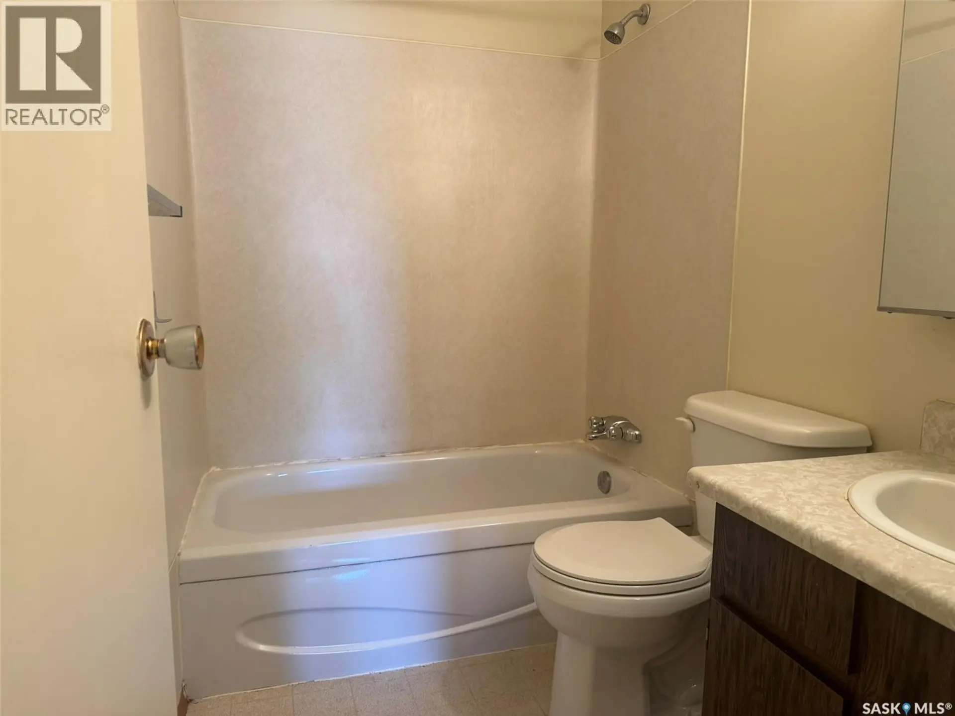 #230 Gore PLACE - Image 5
