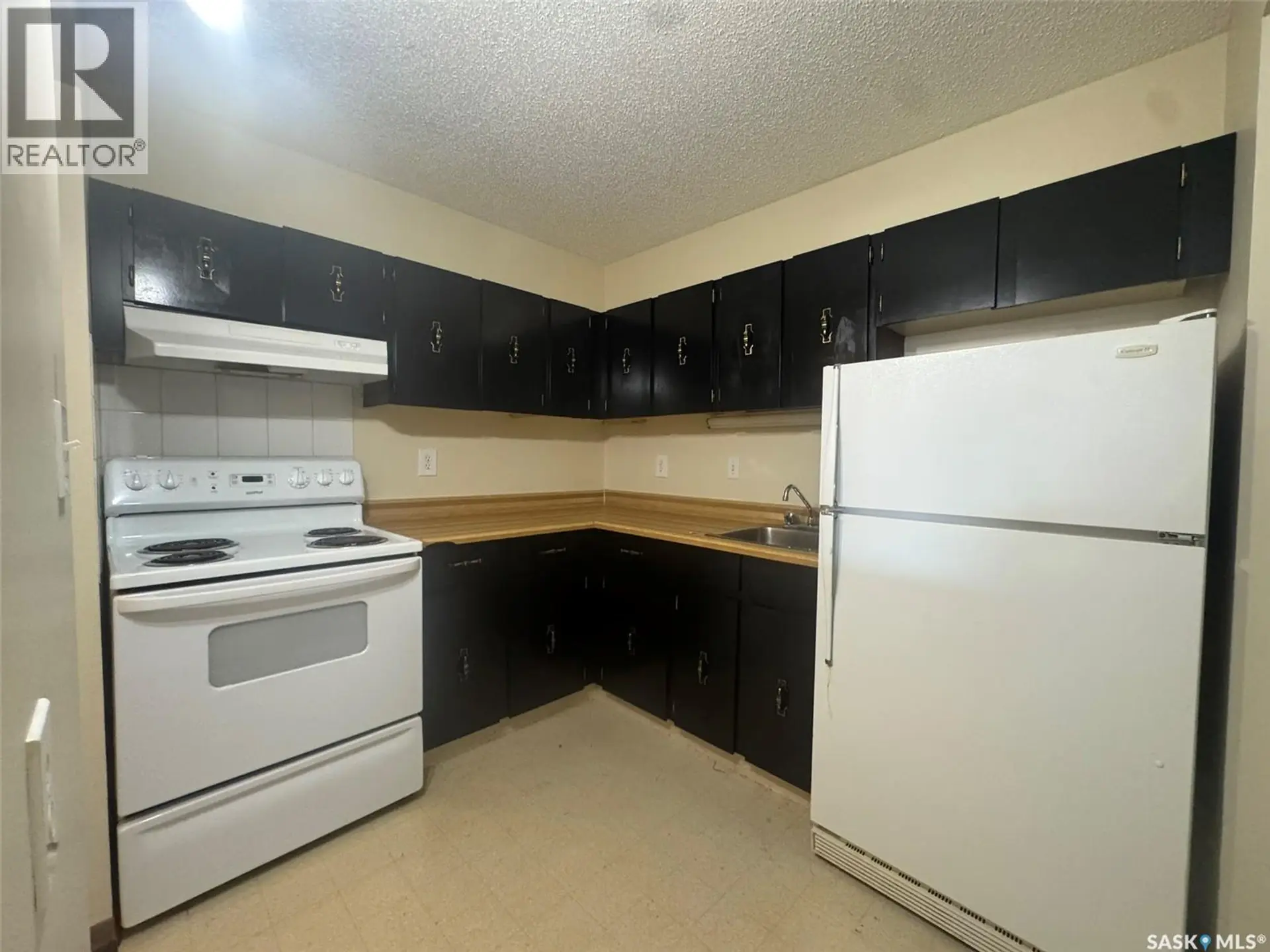 #230 Gore PLACE - Image 9