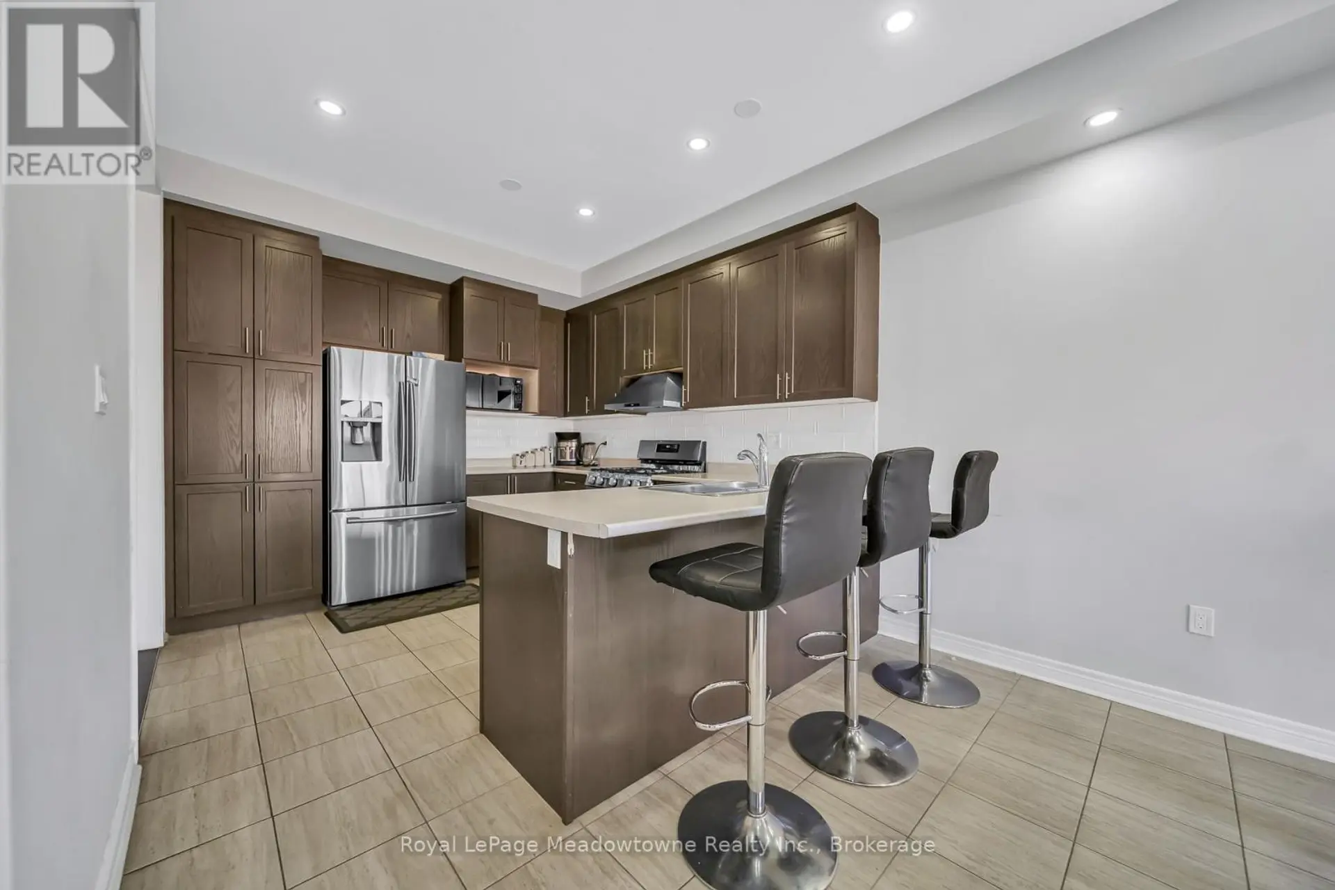 2218 LOZENBY STREET - Image 7
