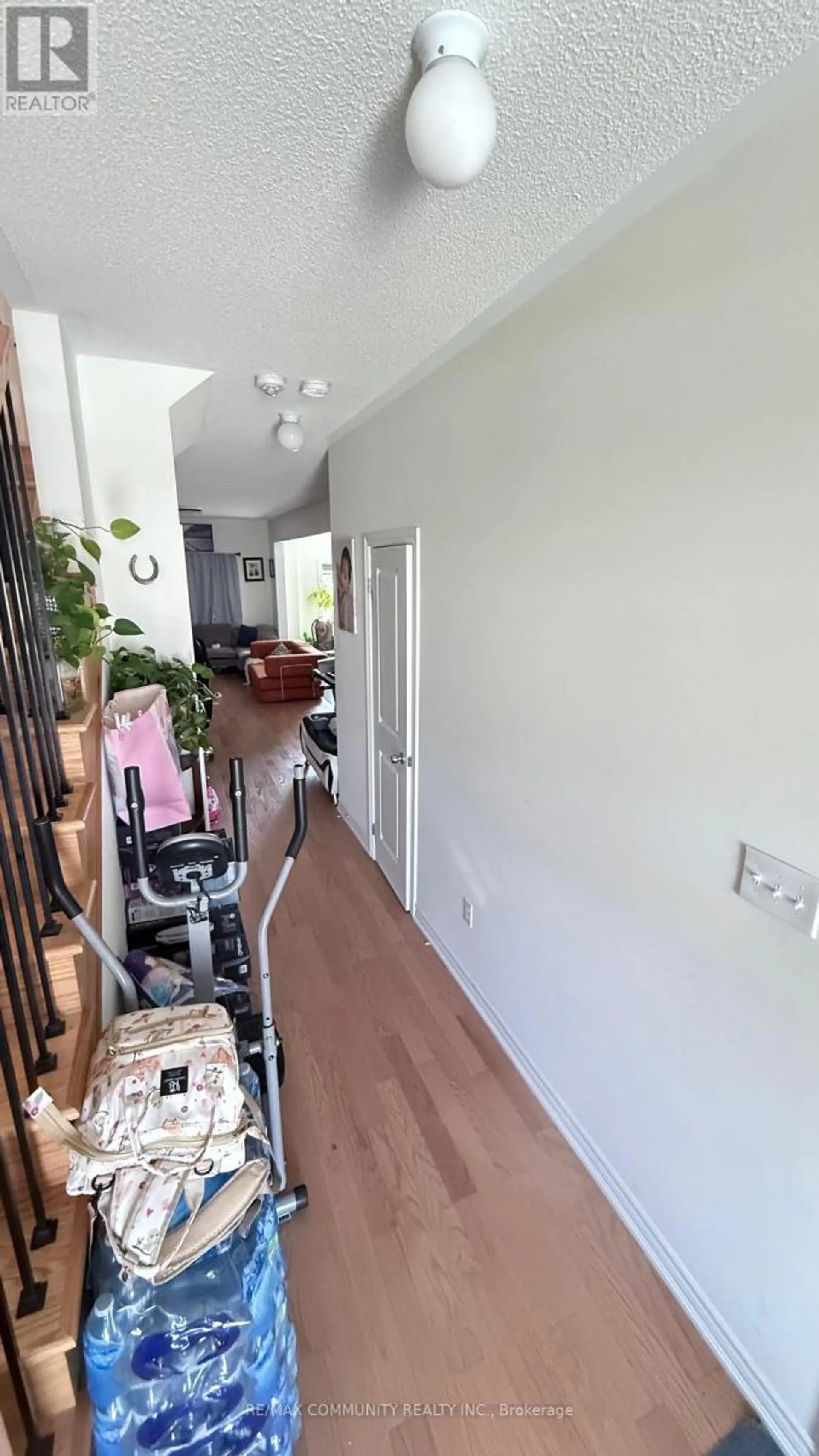 1103 CAMEO STREET - Image 8