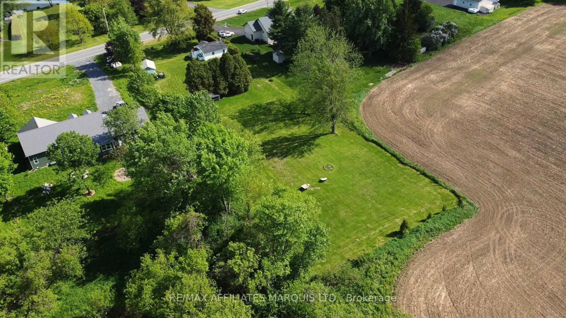 11481 LAKESHORE DRIVE - Image 9