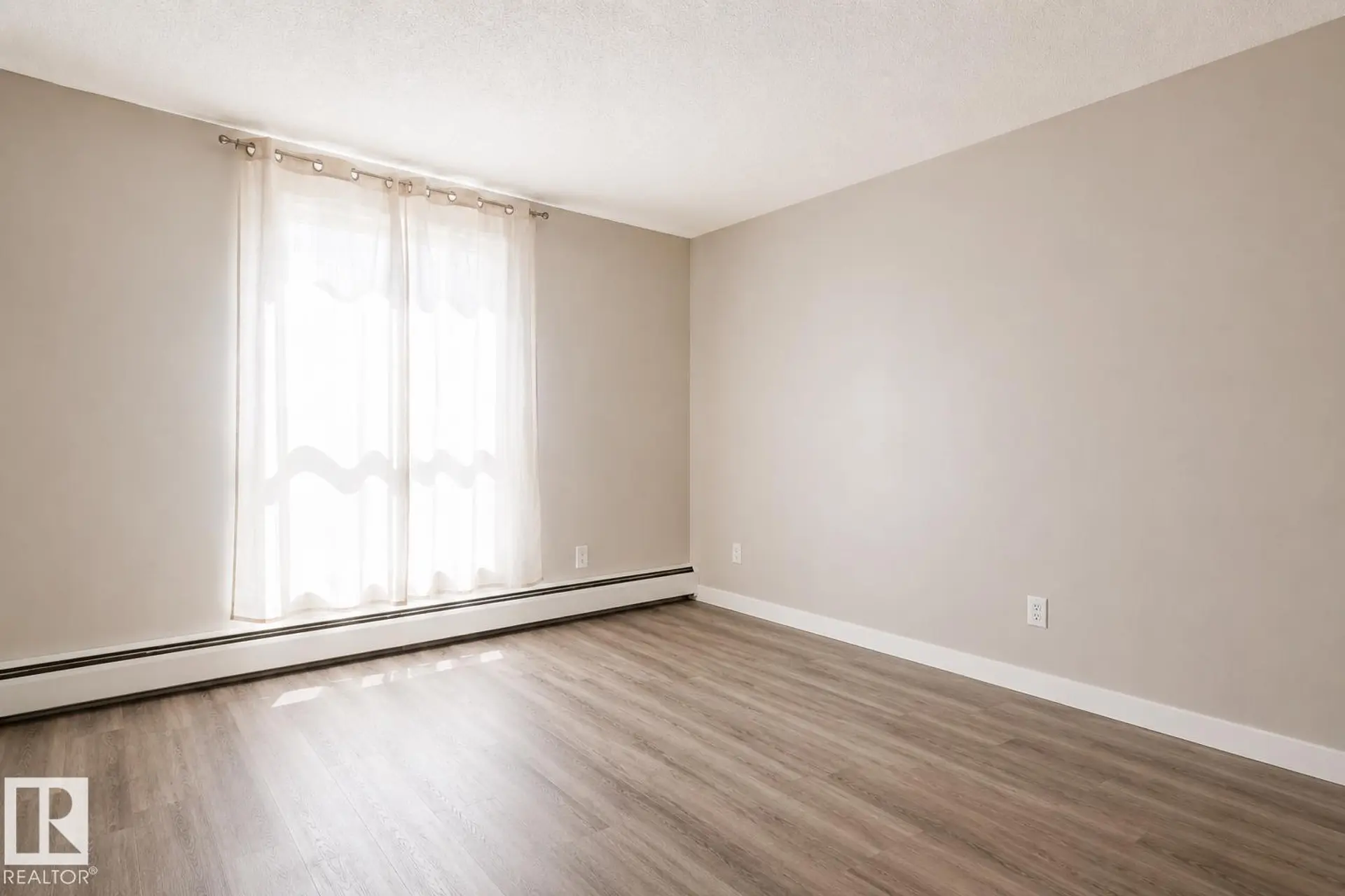 #118 7220 144 AV NW - Image 6