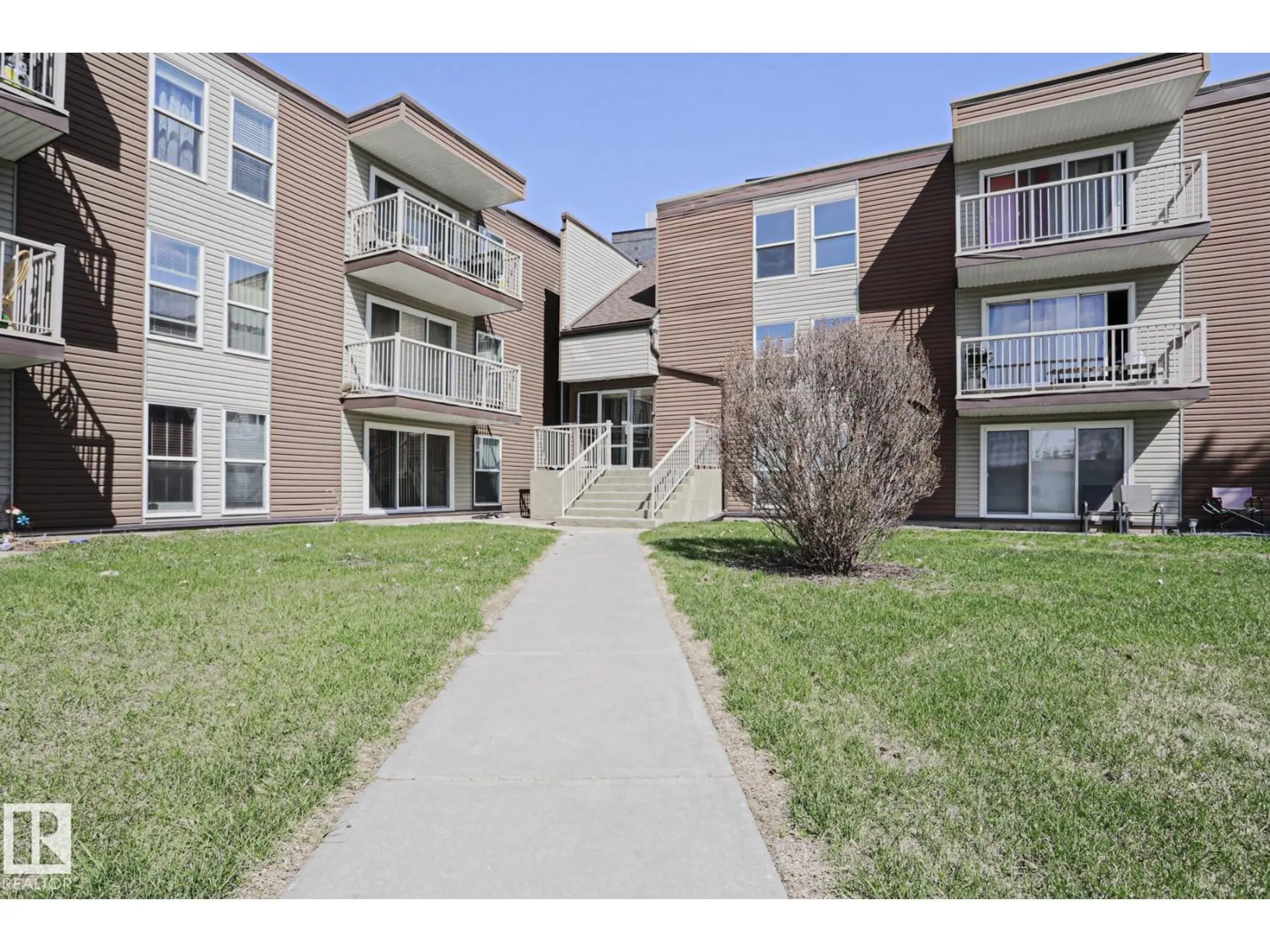 #118 7220 144 AV NW - Image 15