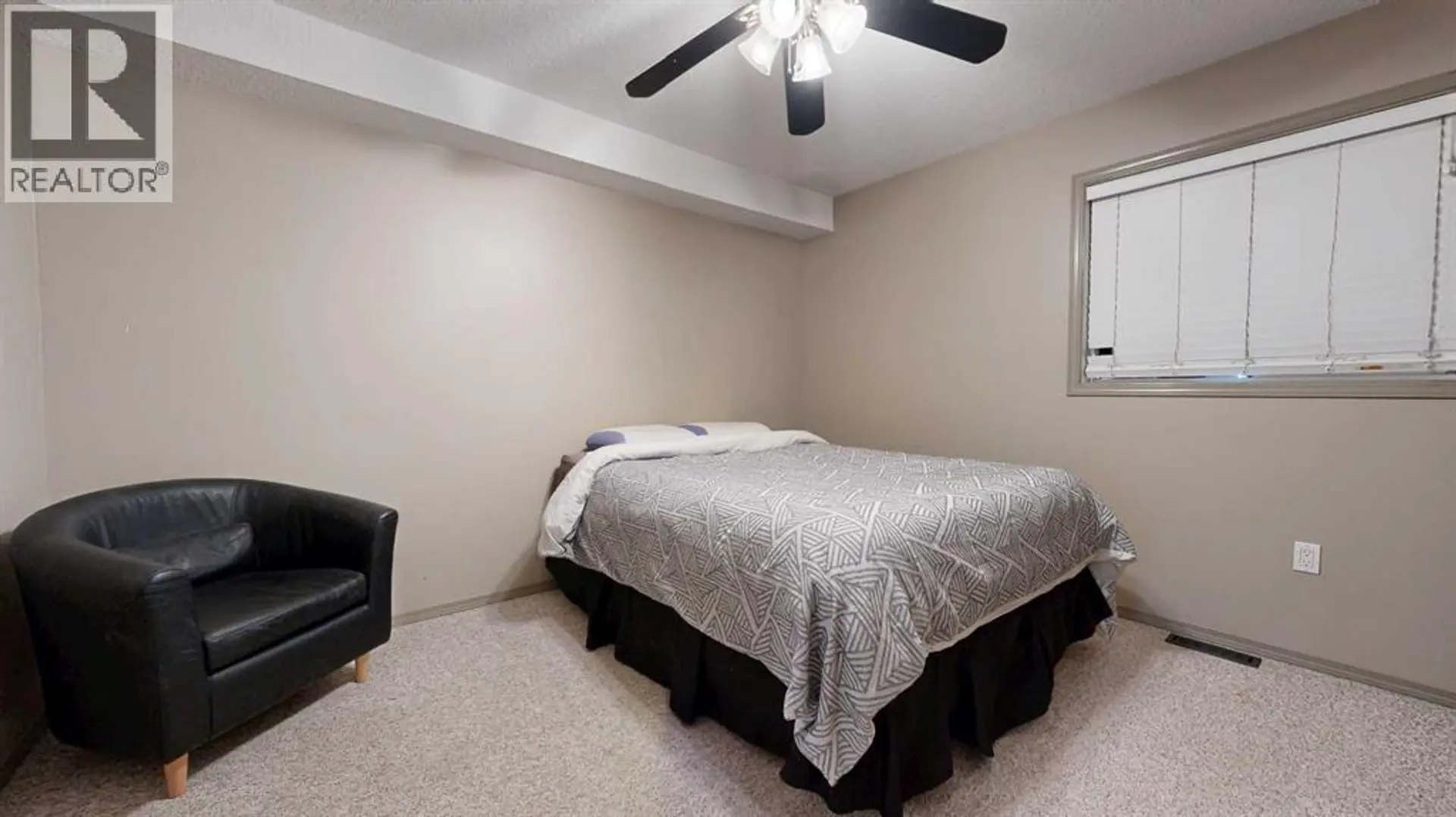 6322 88A Street - Image 14