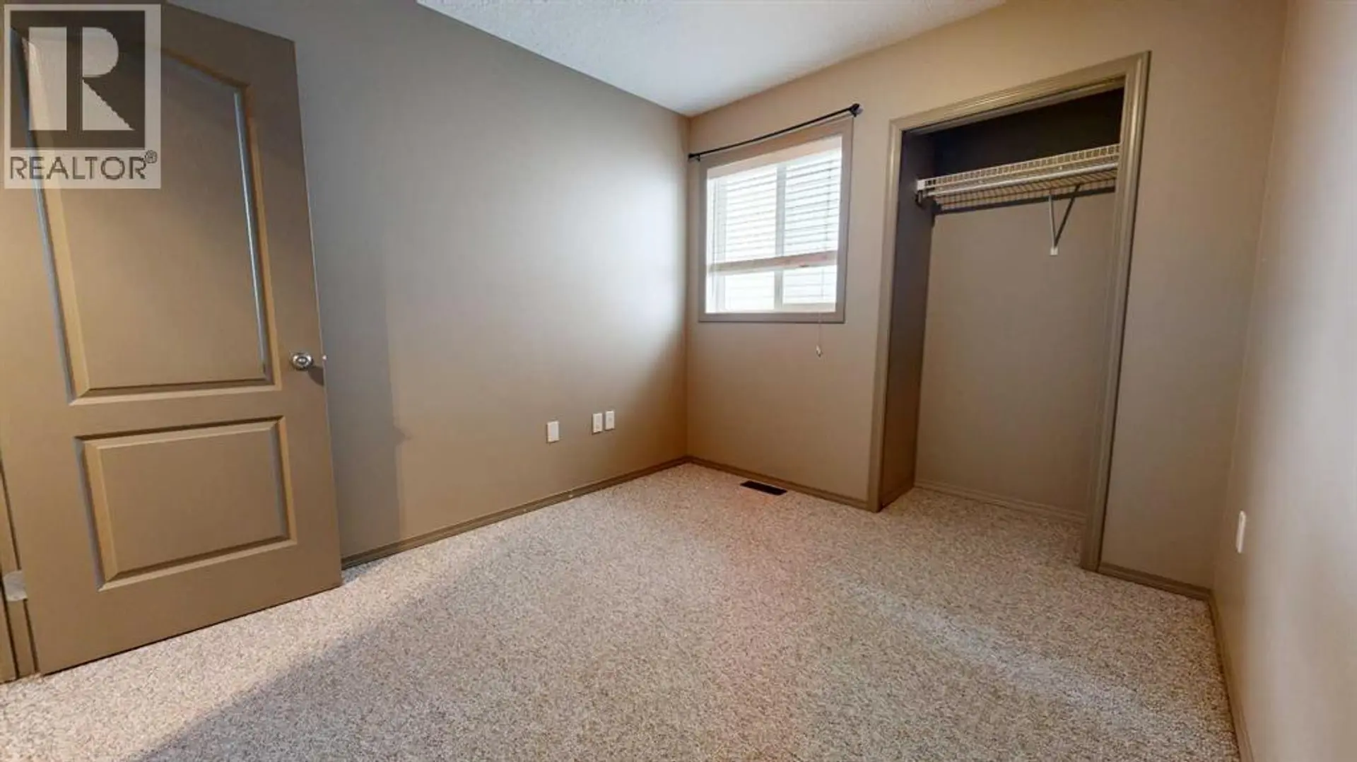 6322 88A Street - Image 10