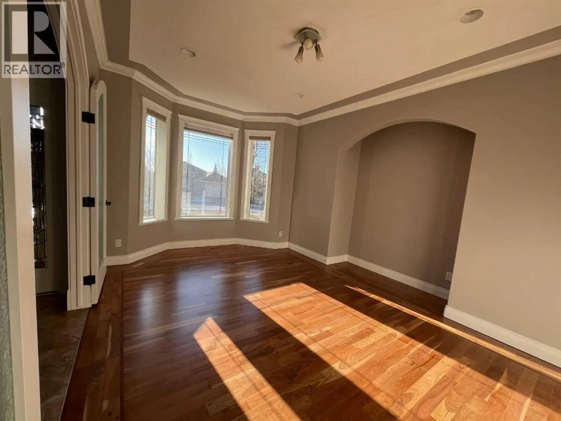 75 Royal Abbey Rise NW - Image 18