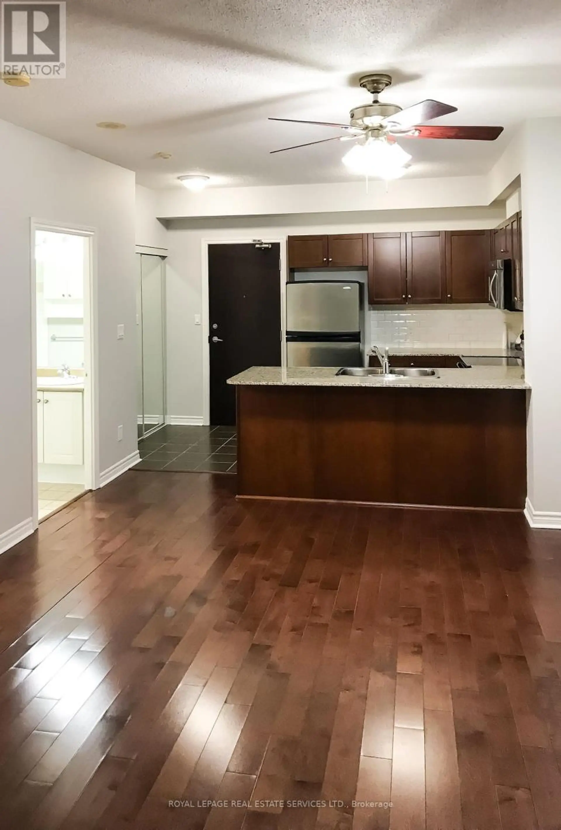#803 3504 HURONTARIO STREET - Image 2