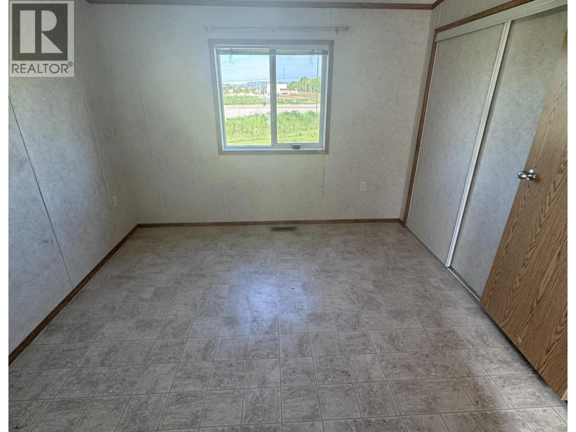 10223 W PINE AVENUE - Image 13