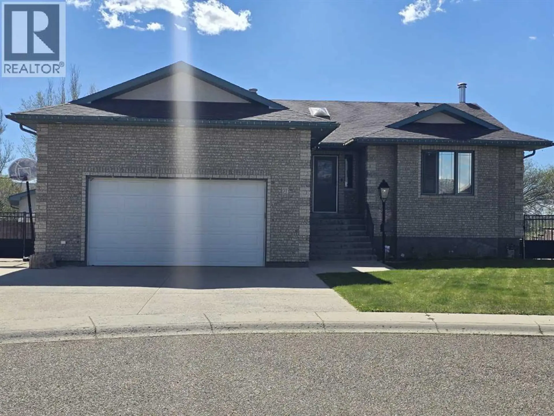 37 Heritage Place NE - Image 1