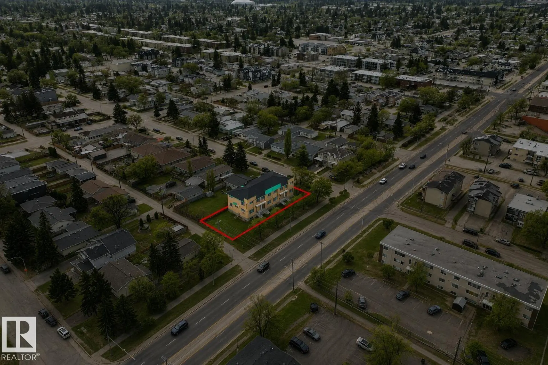 9945 154 ST NW - Image 6