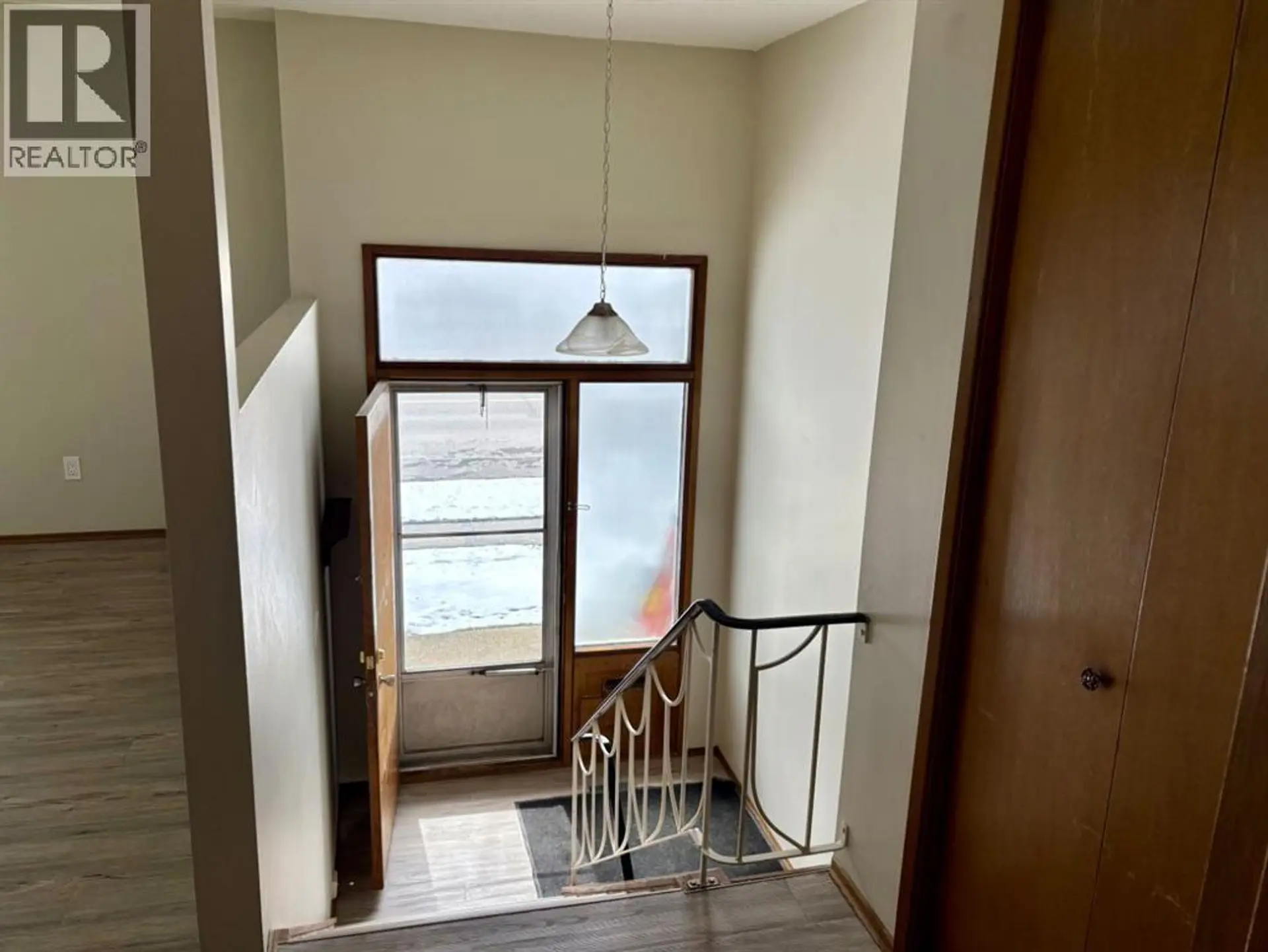 4828 Varsity Drive NW - Image 2