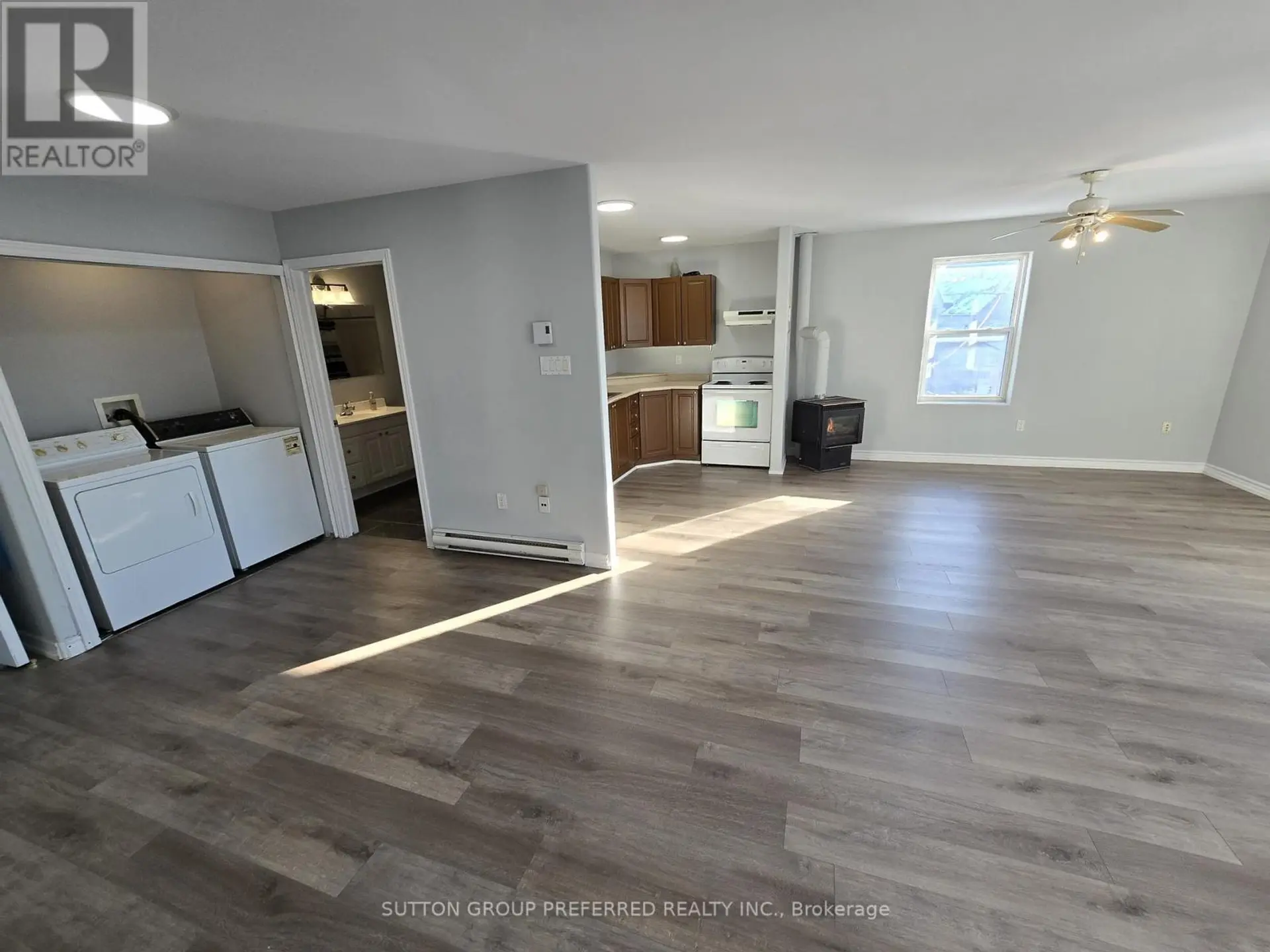 453 BATHURST STREET - Image 2