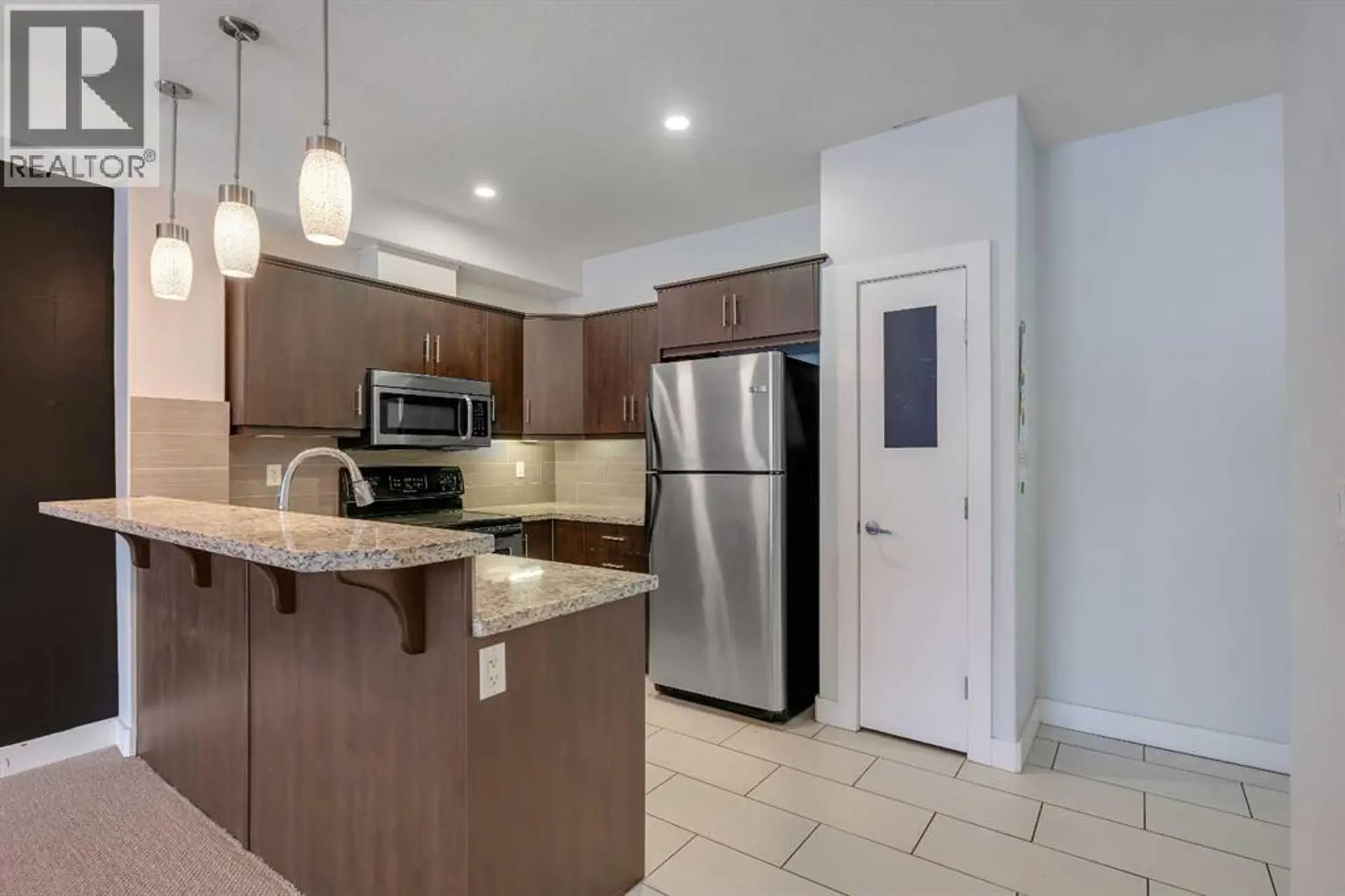 #105 320 12 Avenue NE - Image 3