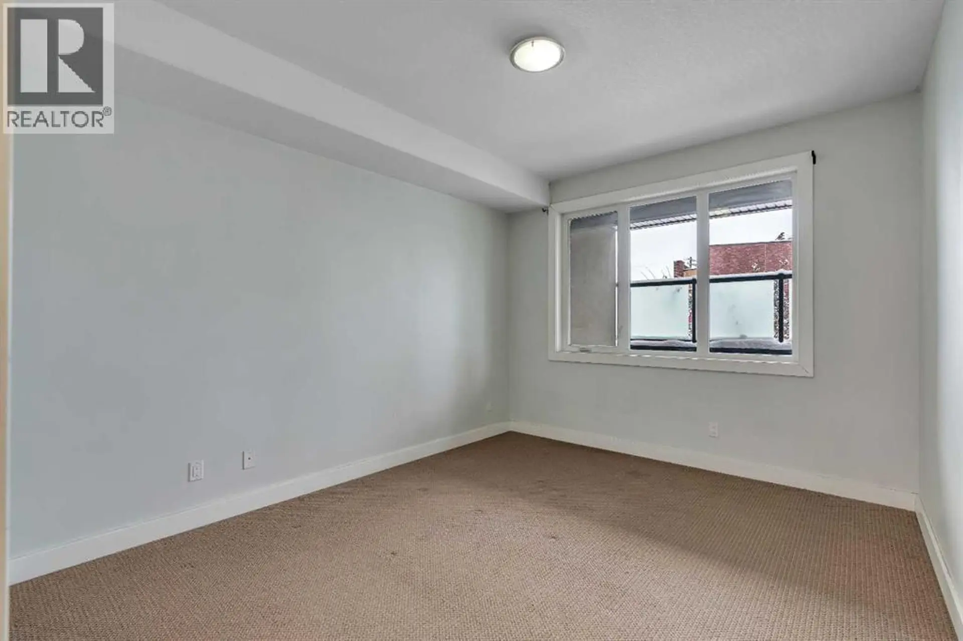 #105 320 12 Avenue NE - Image 9