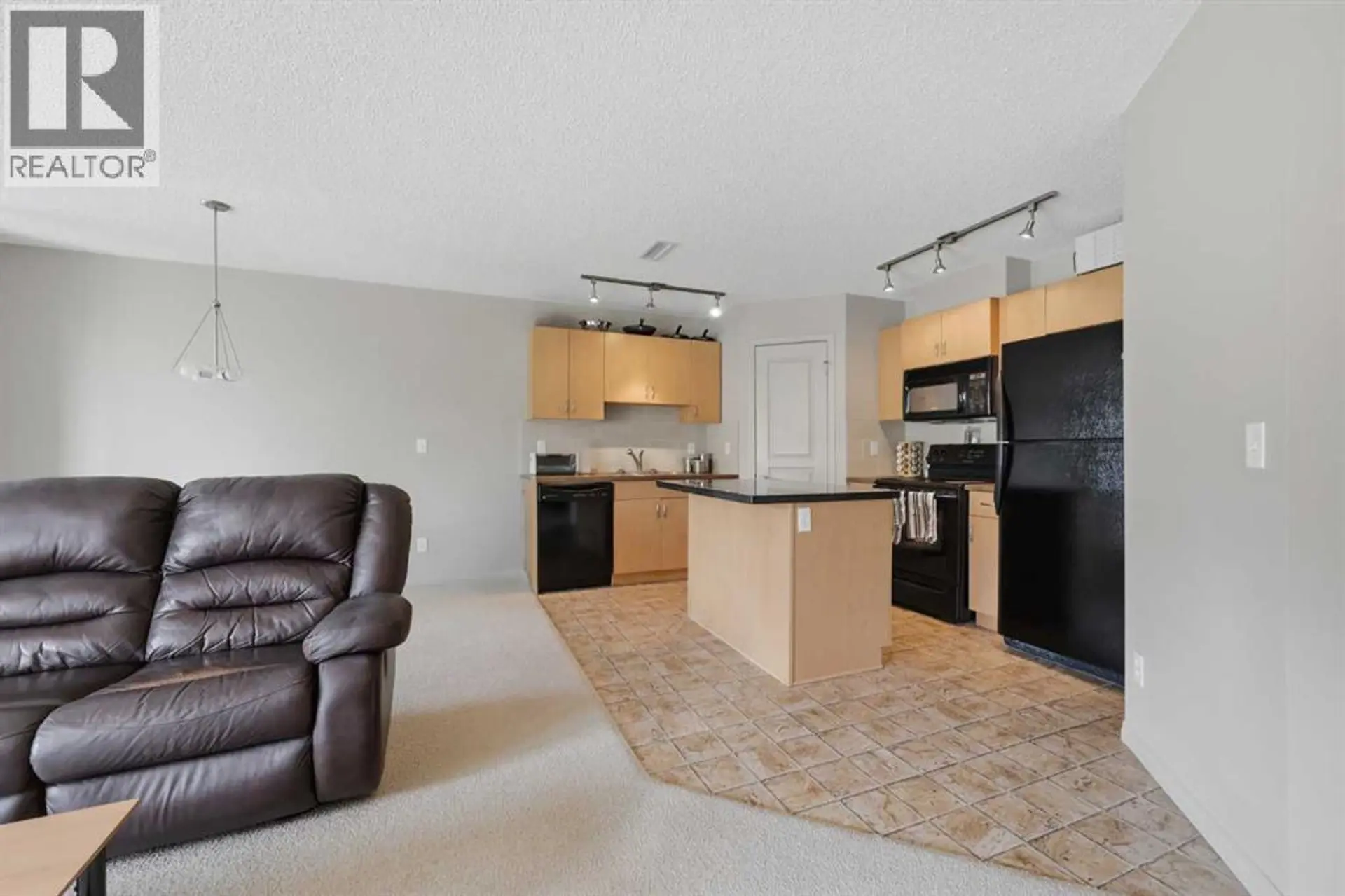18 Auburn Bay Common SE - Image 2