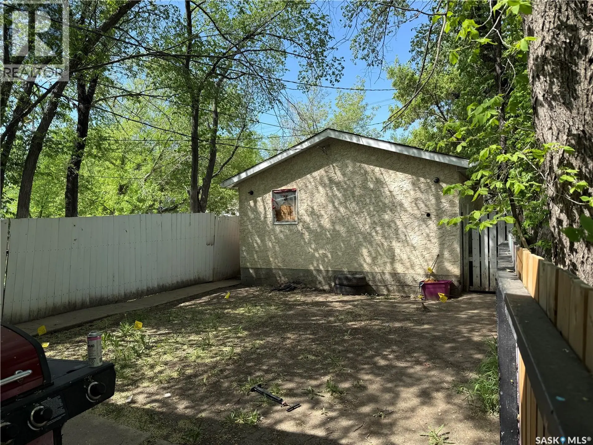 111 M AVENUE S - Image 13