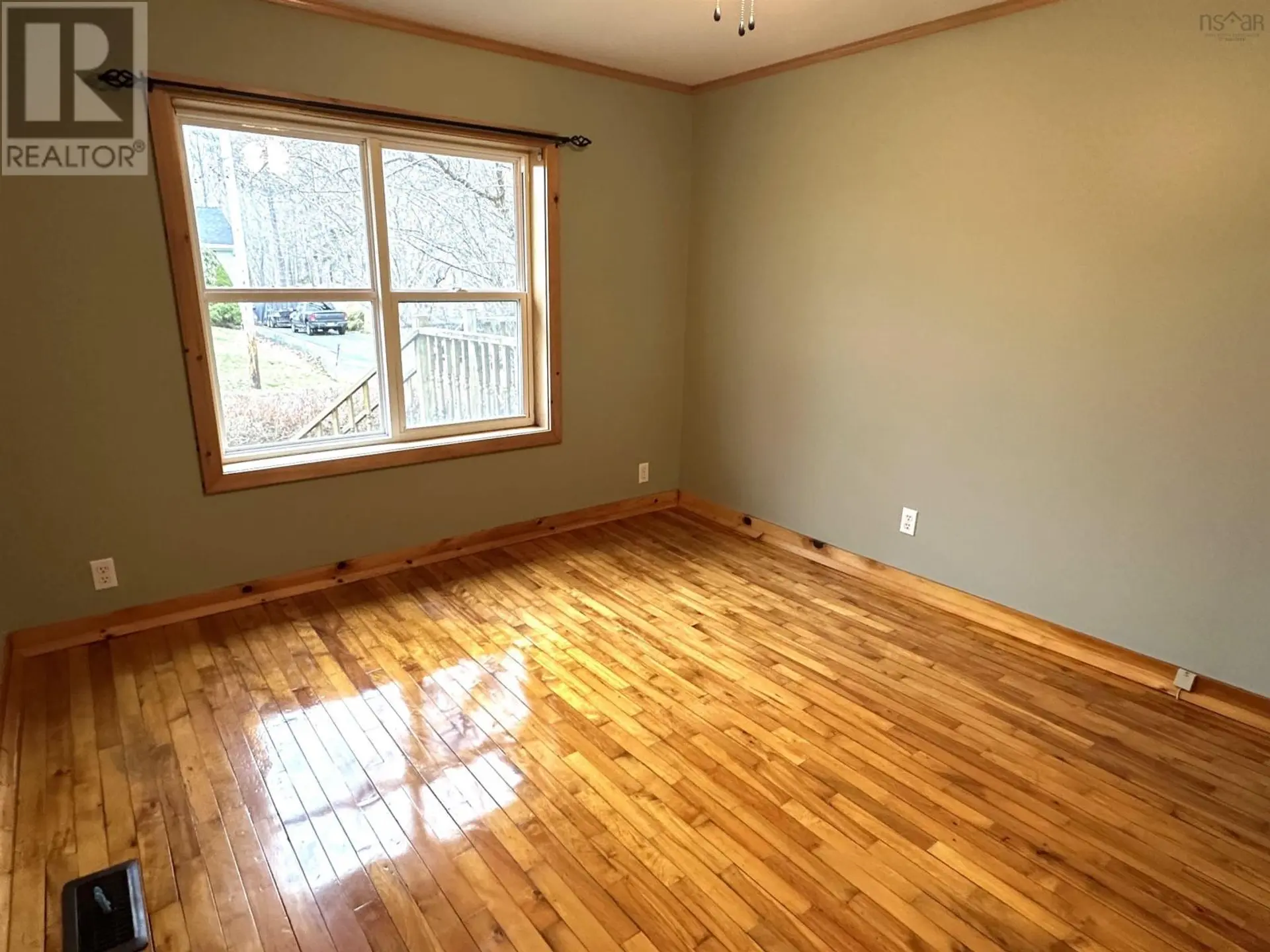 61 HILLSIDE Road - Image 11