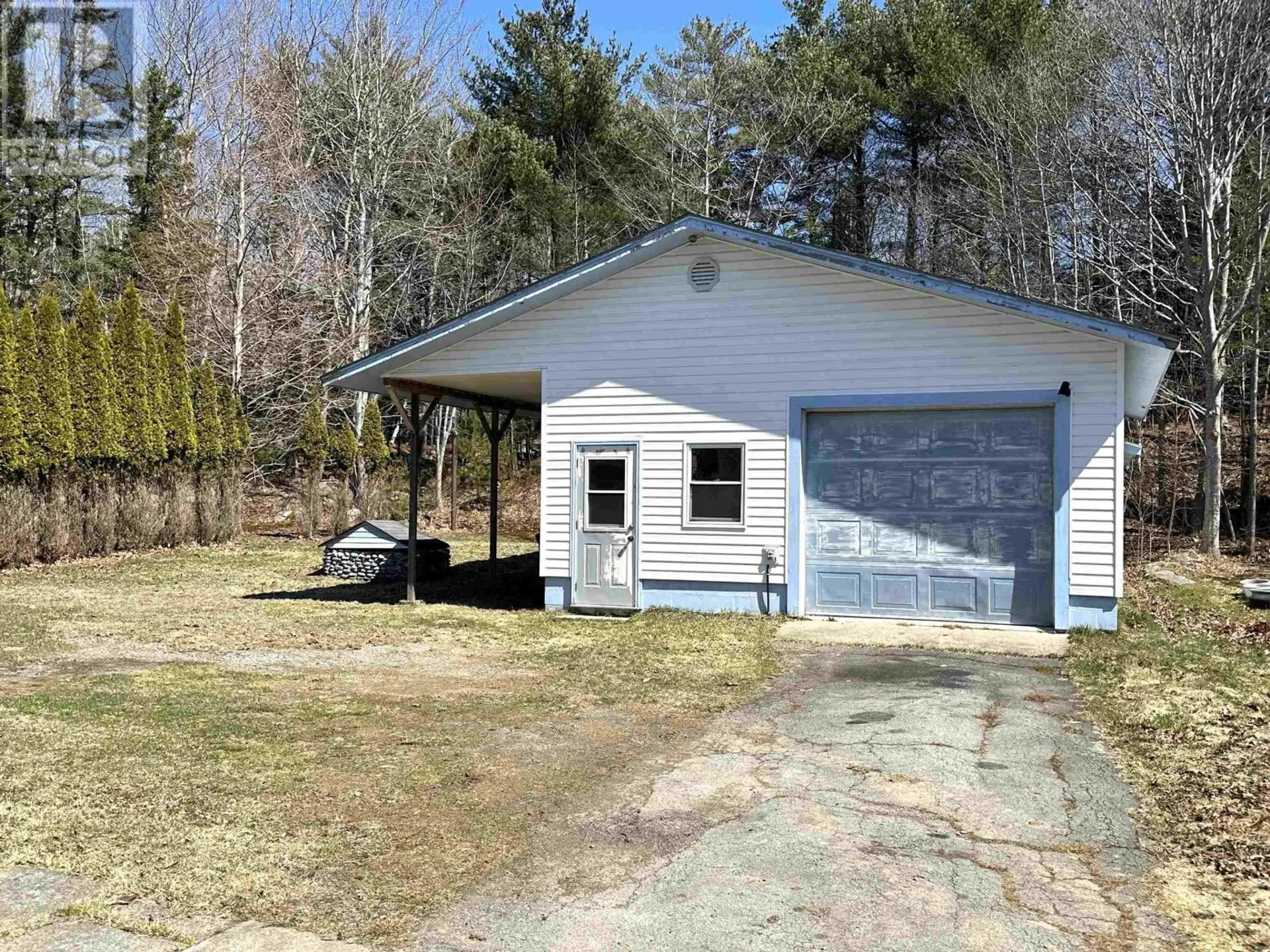 61 HILLSIDE Road - Image 3