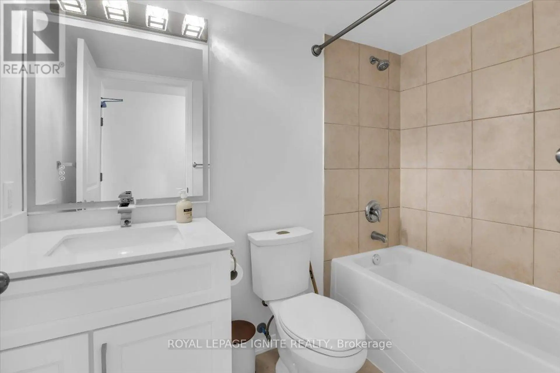 #7G 8 ROSEBANK DRIVE - Image 12