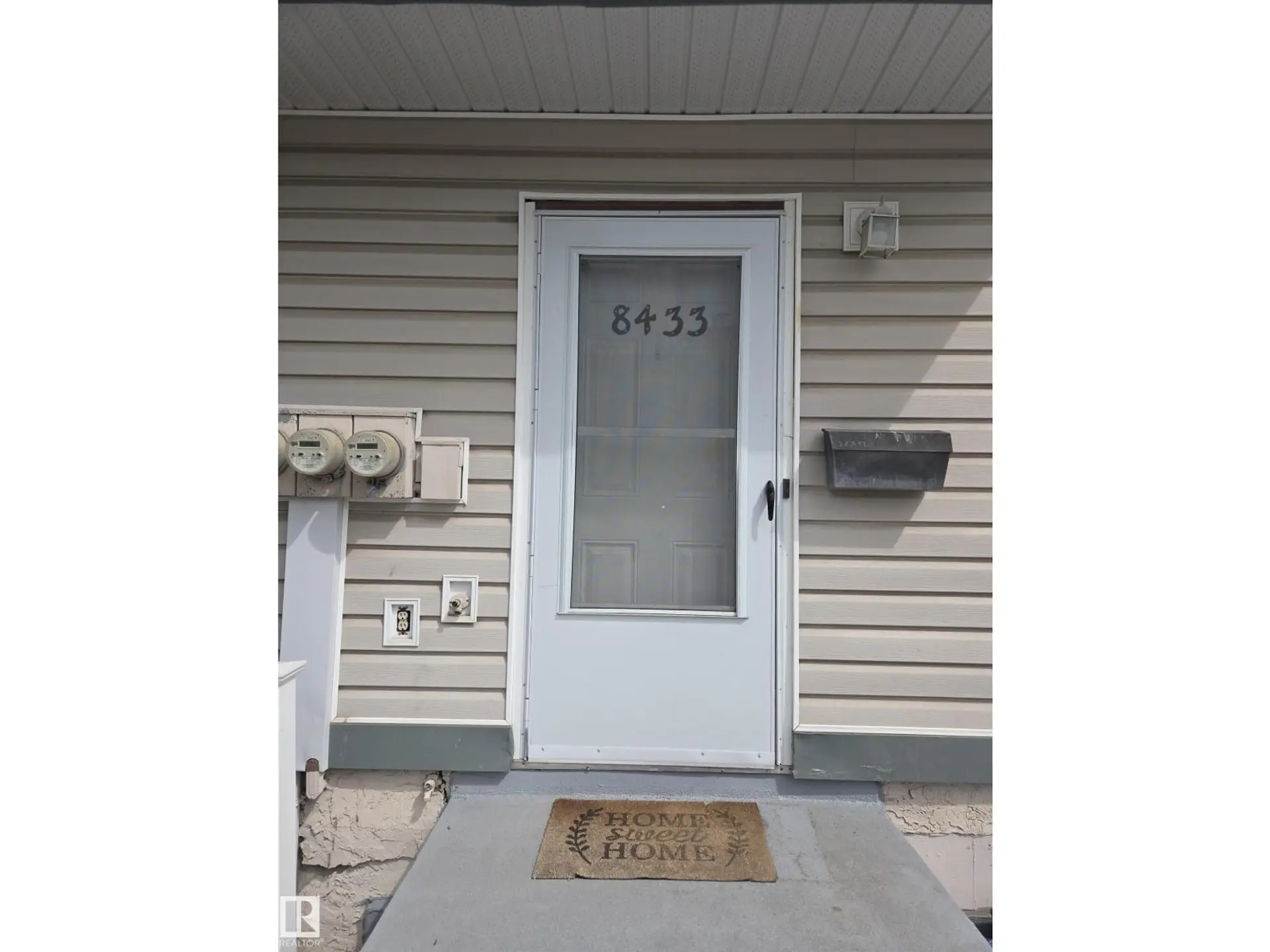 8433 29 AV NW - Image 2