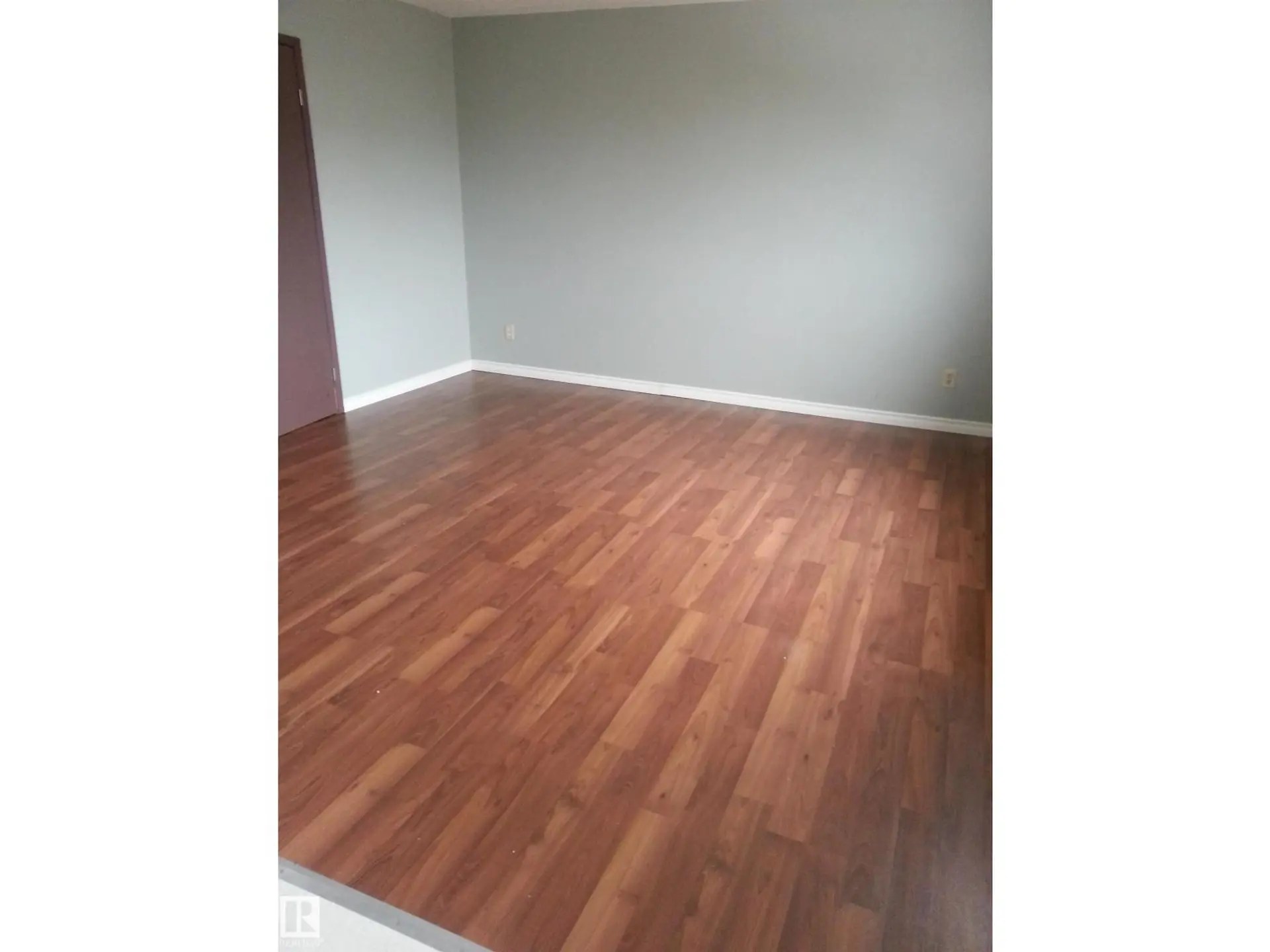 8433 29 AV NW - Image 3