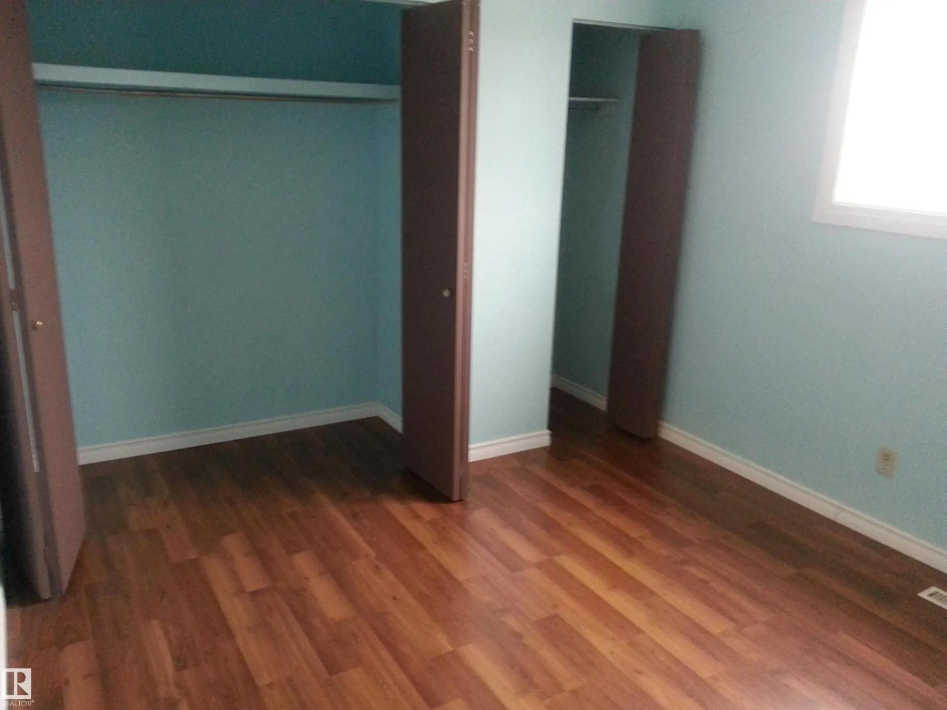 8433 29 AV NW - Image 7