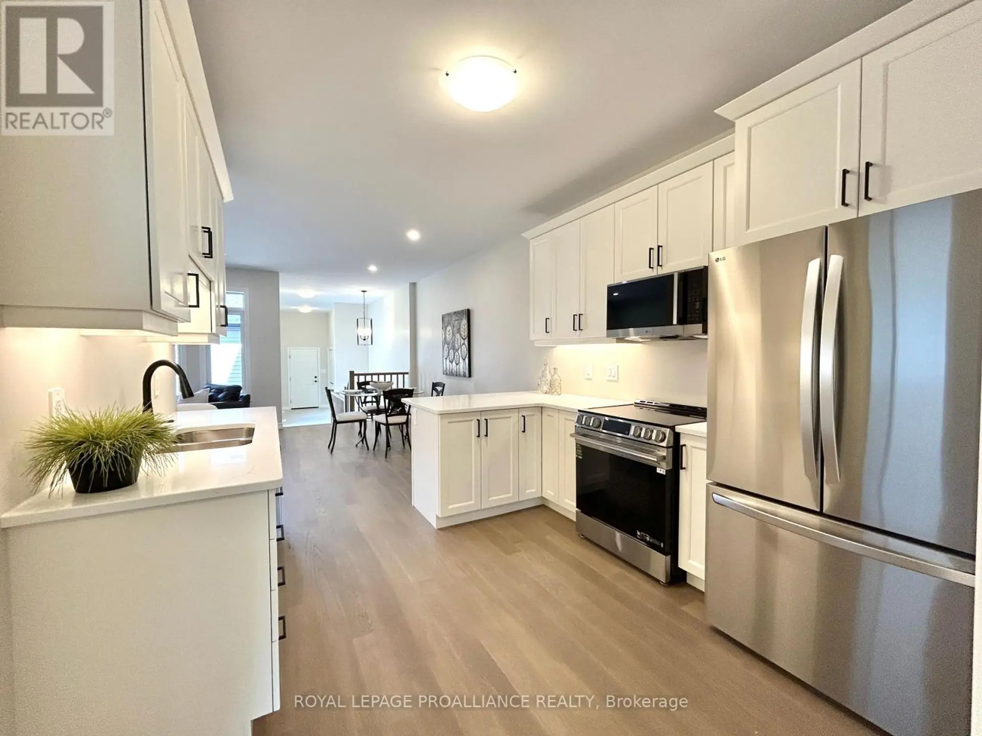 83 ATHABASKA DRIVE - Image 8