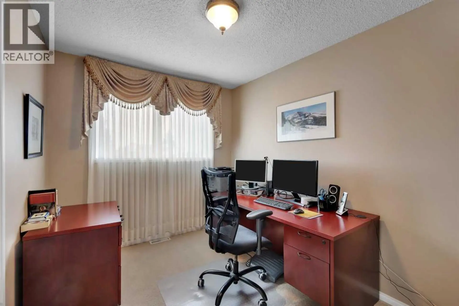 1296 Berkley Drive NW - Image 5