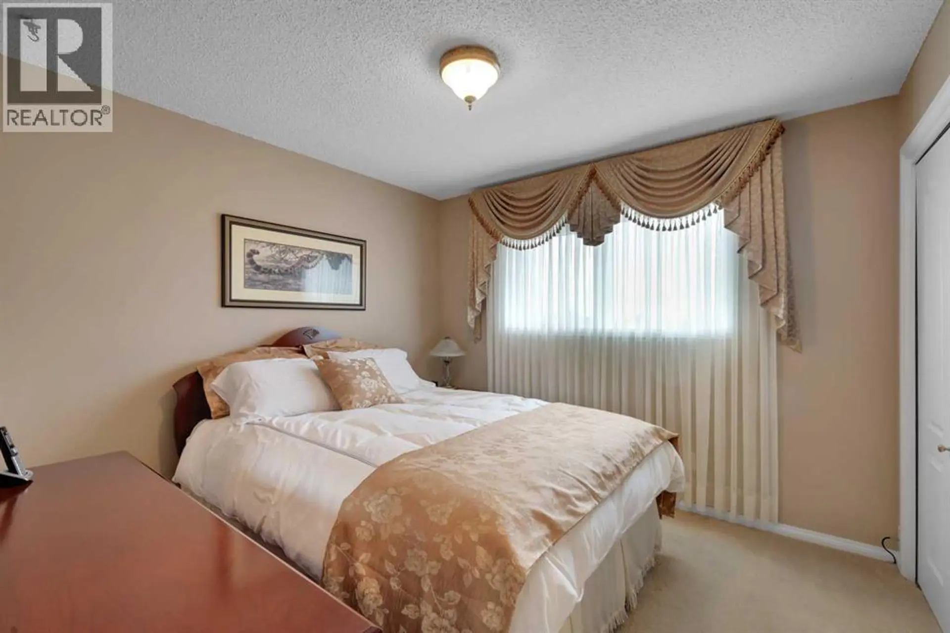 1296 Berkley Drive NW - Image 6