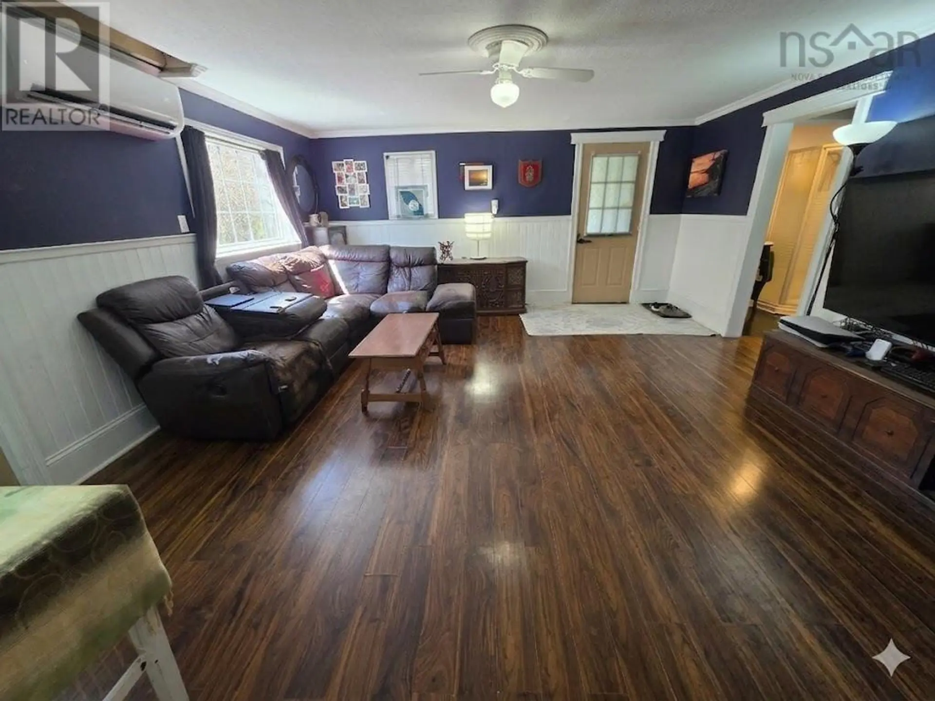 21 BALL PARK Road - Image 6