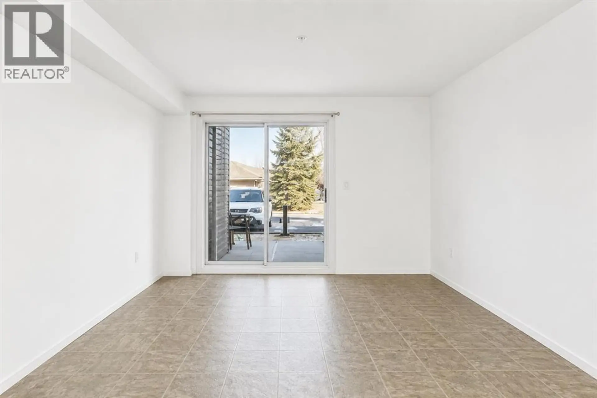 #1128 2395 Eversyde Avenue SW - Image 4