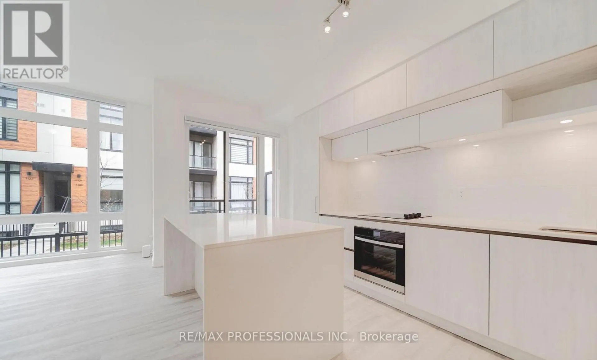 #1508 11 DAVID EYER ROAD - Image 5