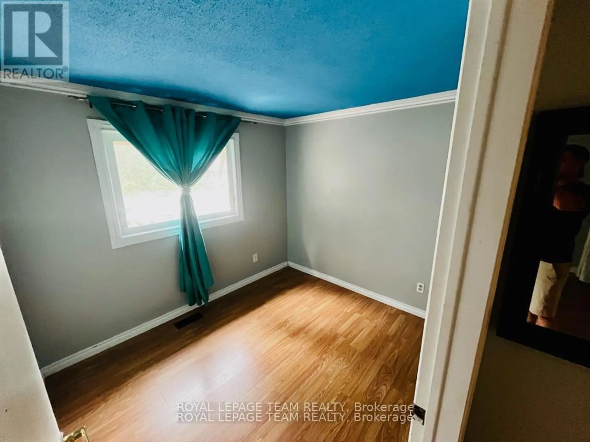 183 MCELROY DRIVE - Image 13