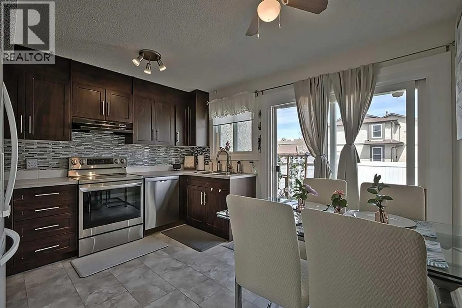 72 Deerpoint Road SE - Image 4