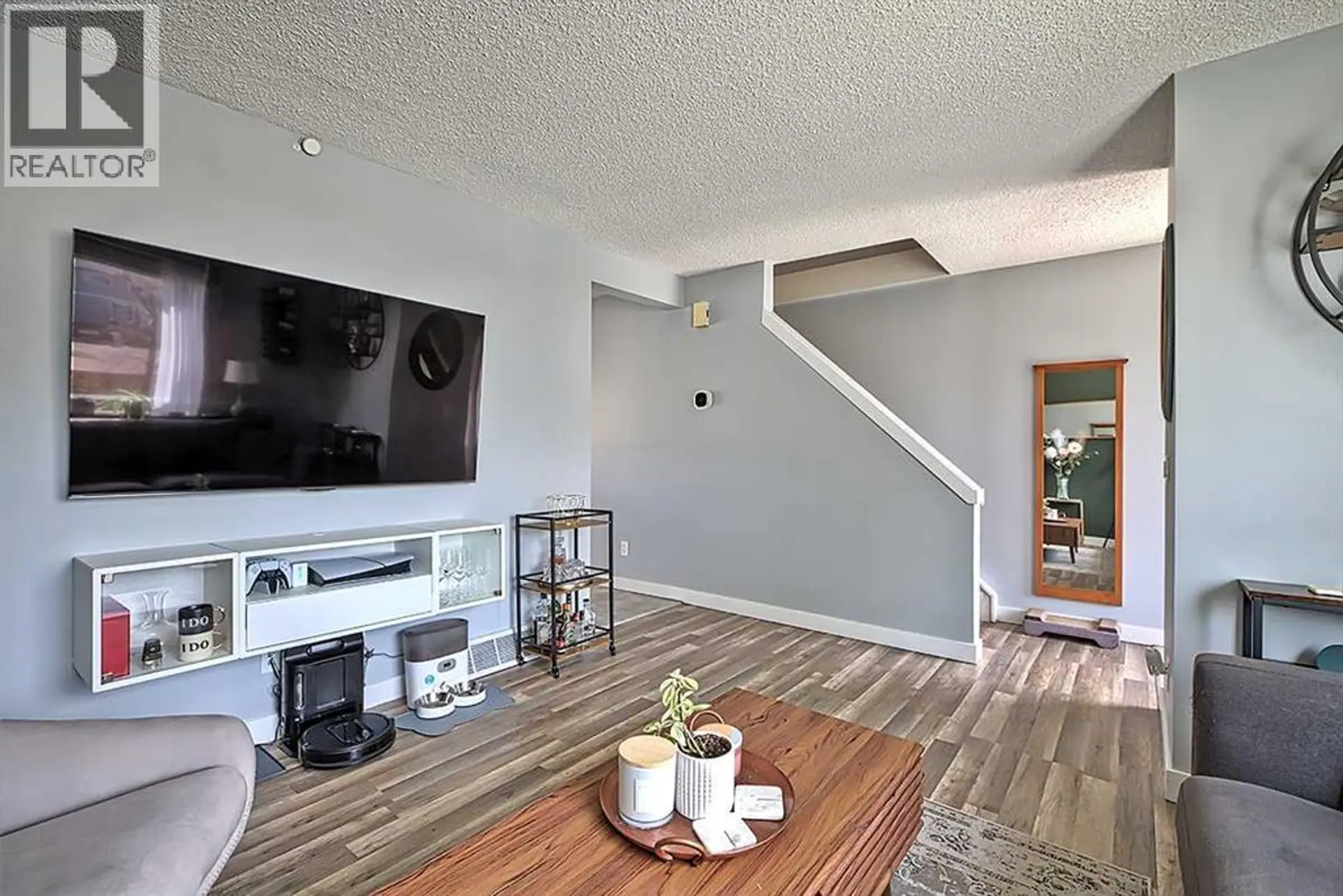 72 Deerpoint Road SE - Image 9