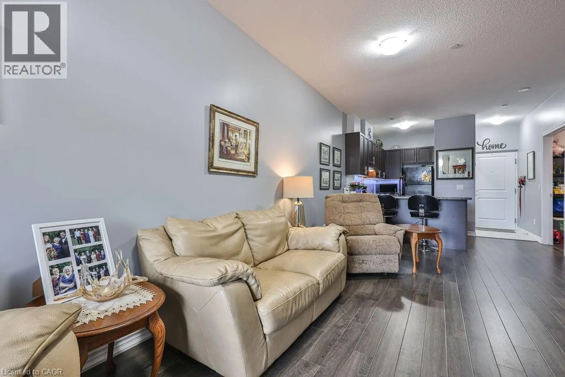 #310 95 WILSON Street W - Image 12