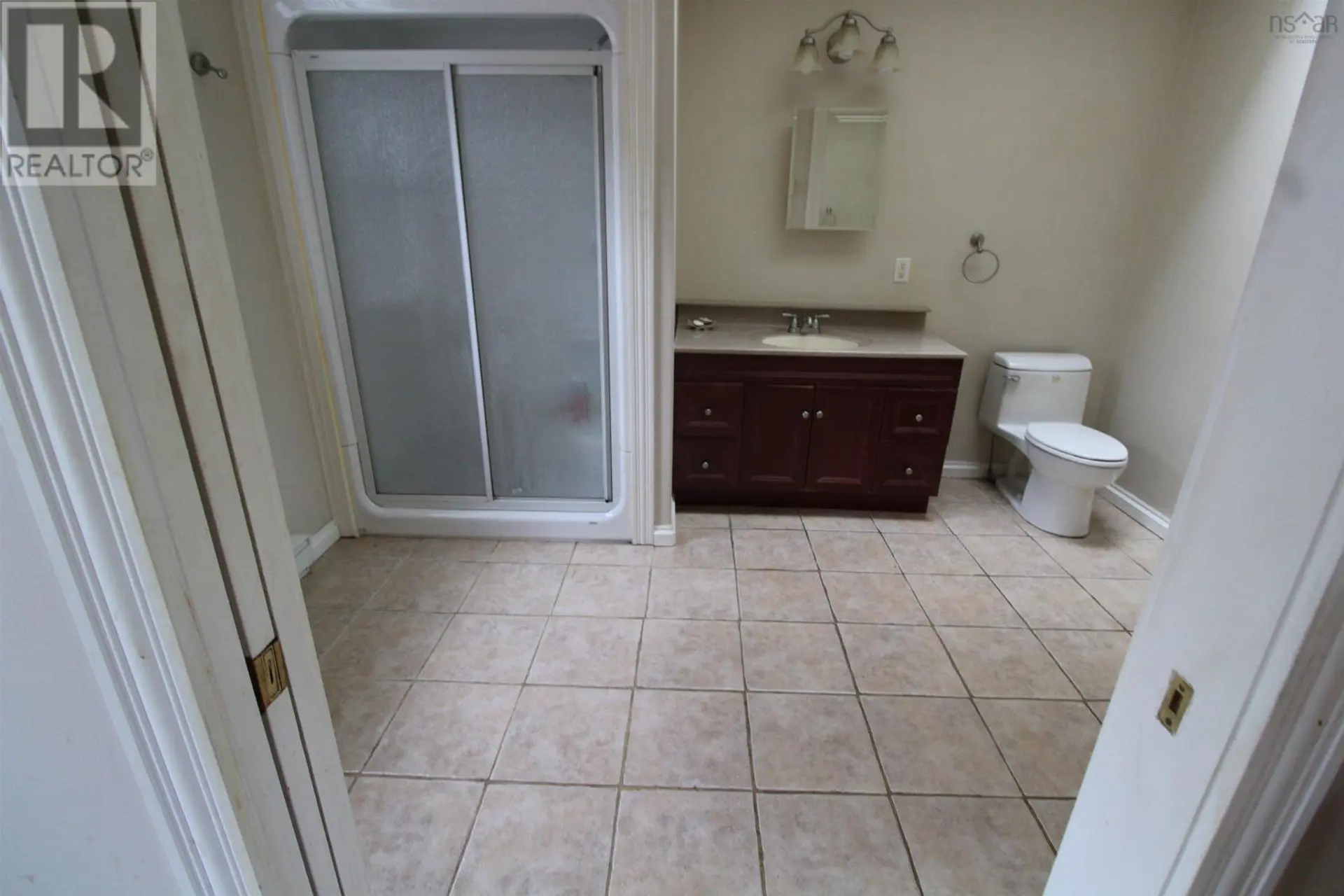 5789 Charles Street - Image 7