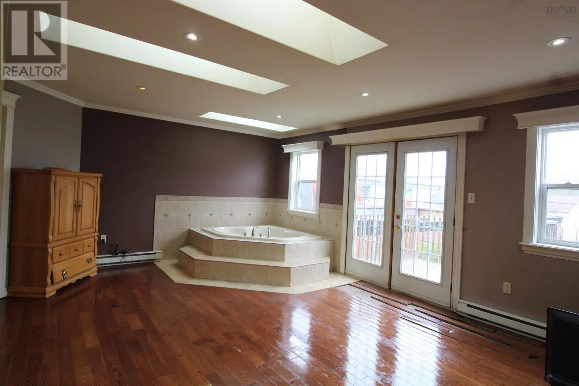 5789 Charles Street - Image 11