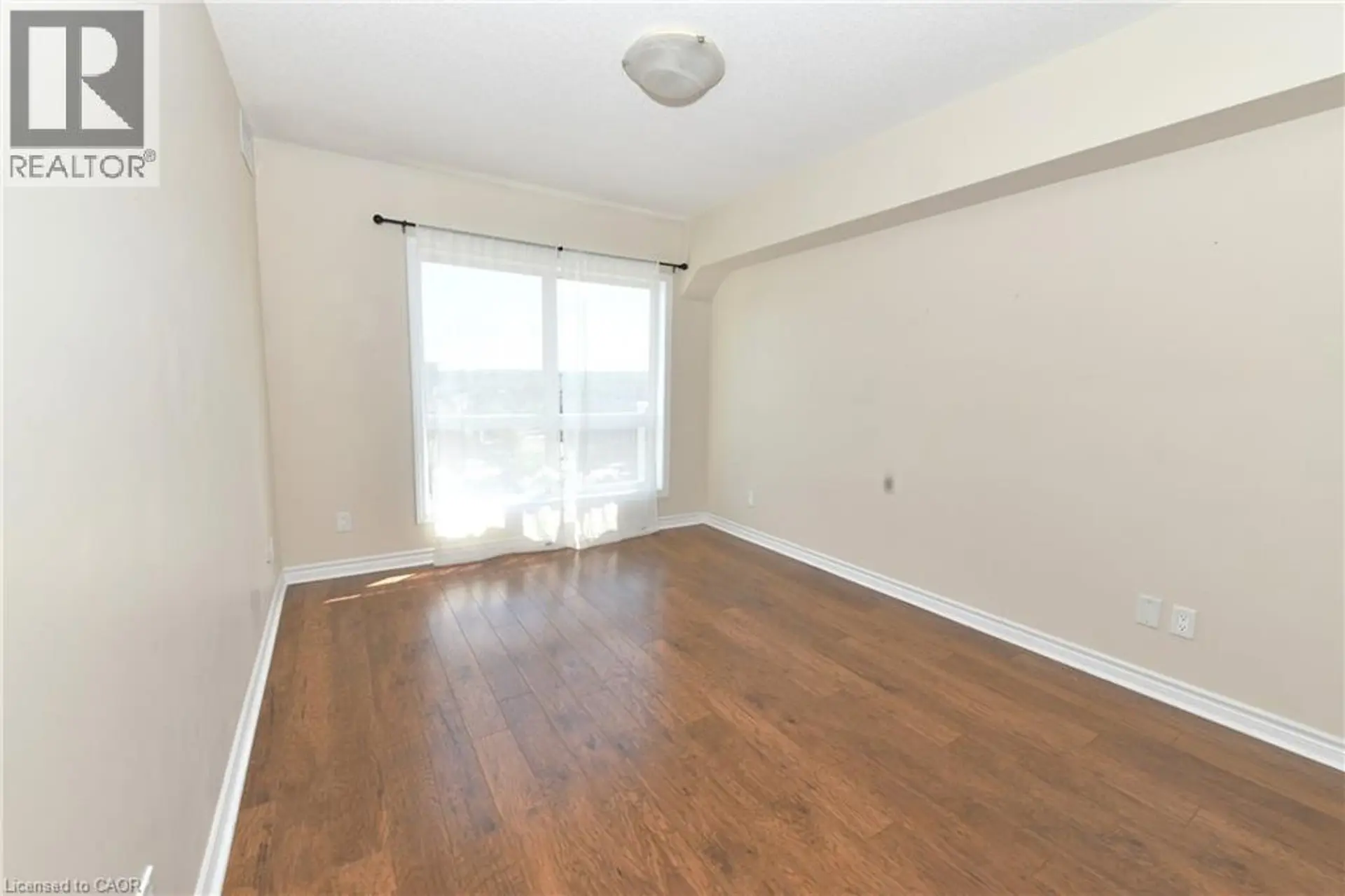 #418 8 HARRIS Street - Image 11