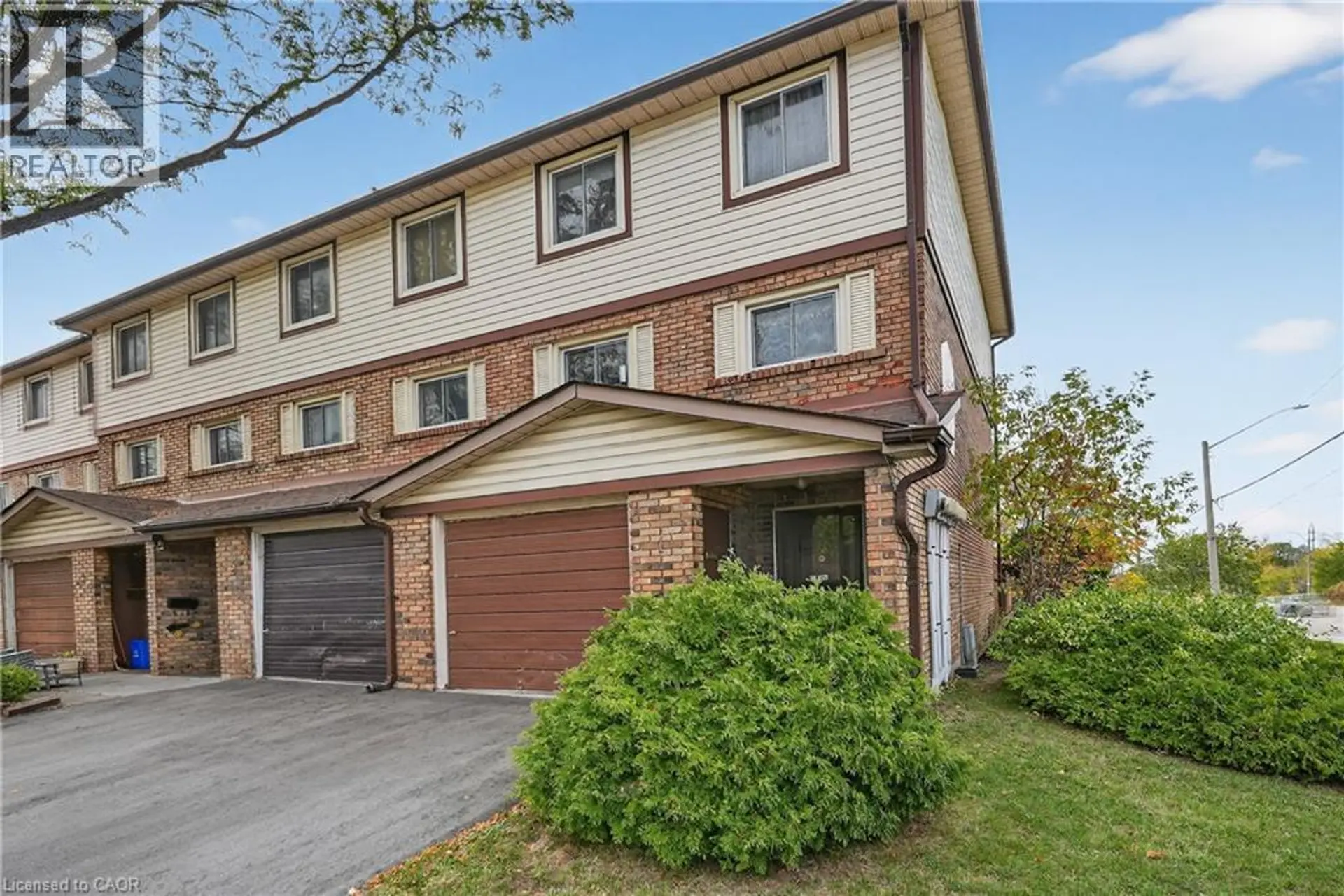 #1 34 BOW VALLEY Drive - Image 1