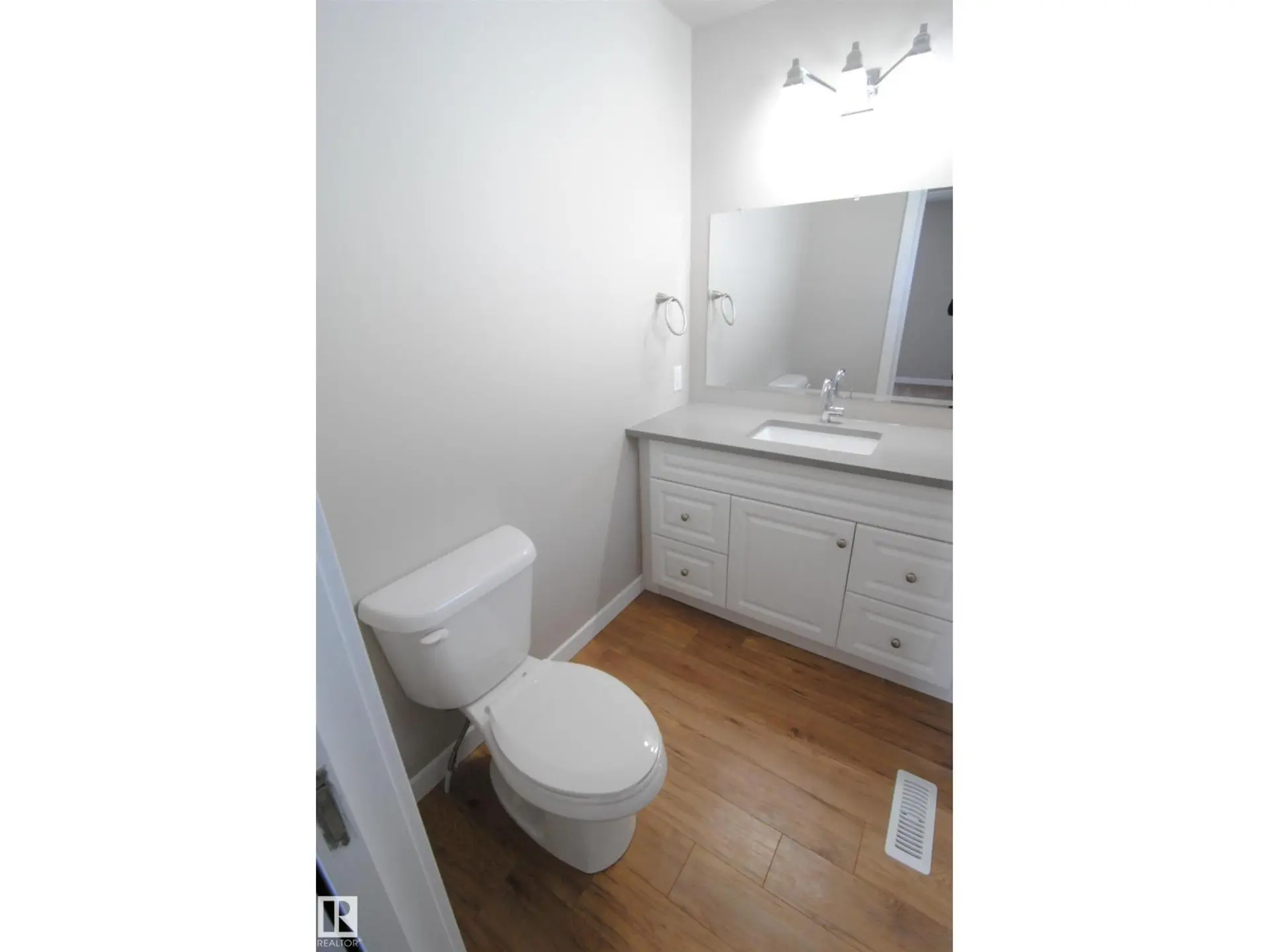 15112 80 ST NW - Image 20
