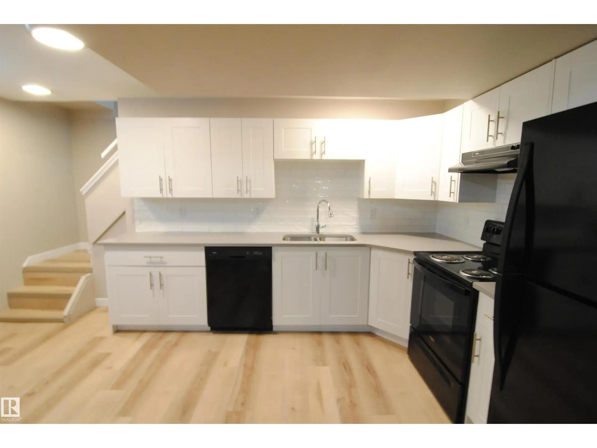 15112 80 ST NW - Image 6