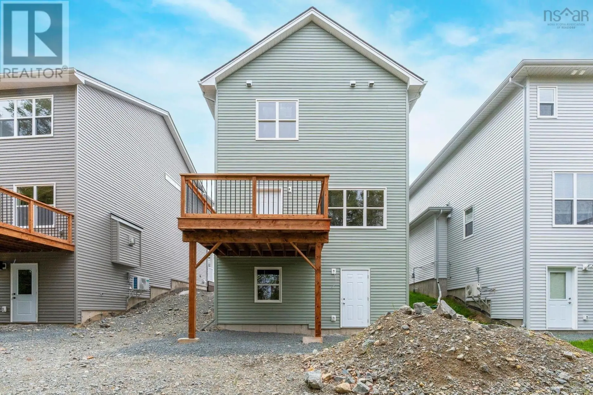 PC-41 33 Pearlgarden Close - Image 7